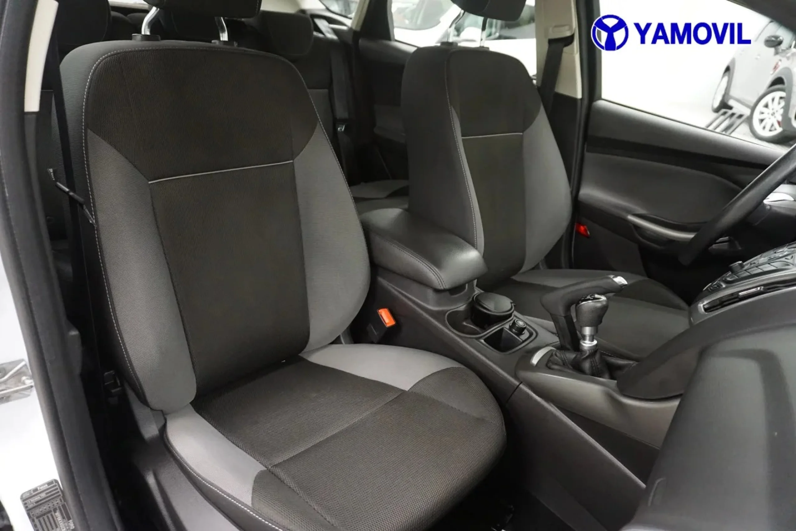 Ford Focus 1.6 TDCI Trend 70 kW (95 CV) - Foto 14