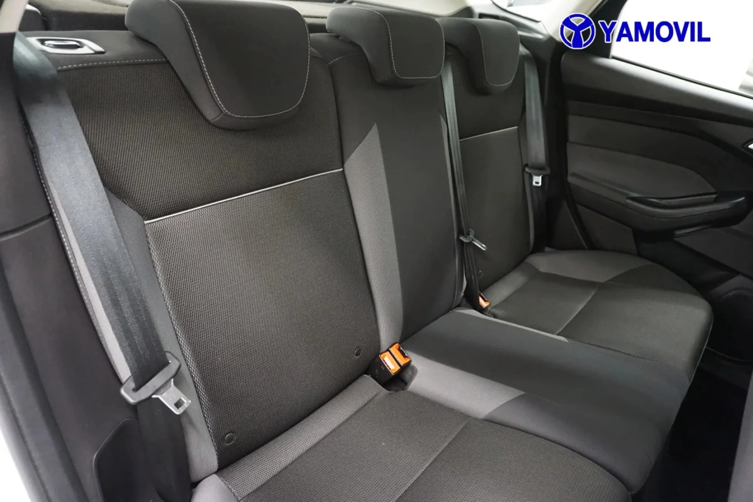 Ford Focus 1.6 TDCI Trend 70 kW (95 CV) - Foto 15