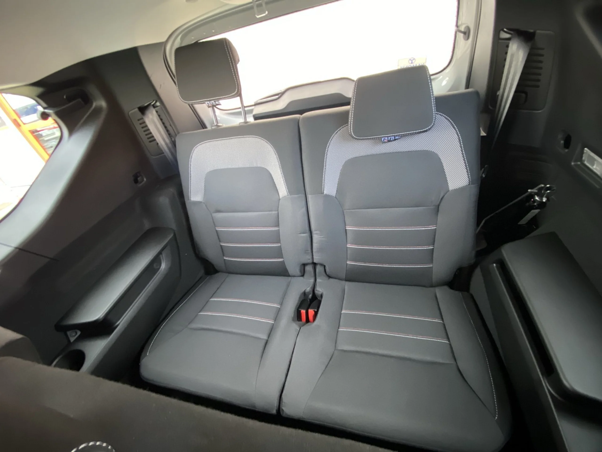 Dacia Jogger S.L.Extreme TCe 81 kW (110 CV) - Foto 20