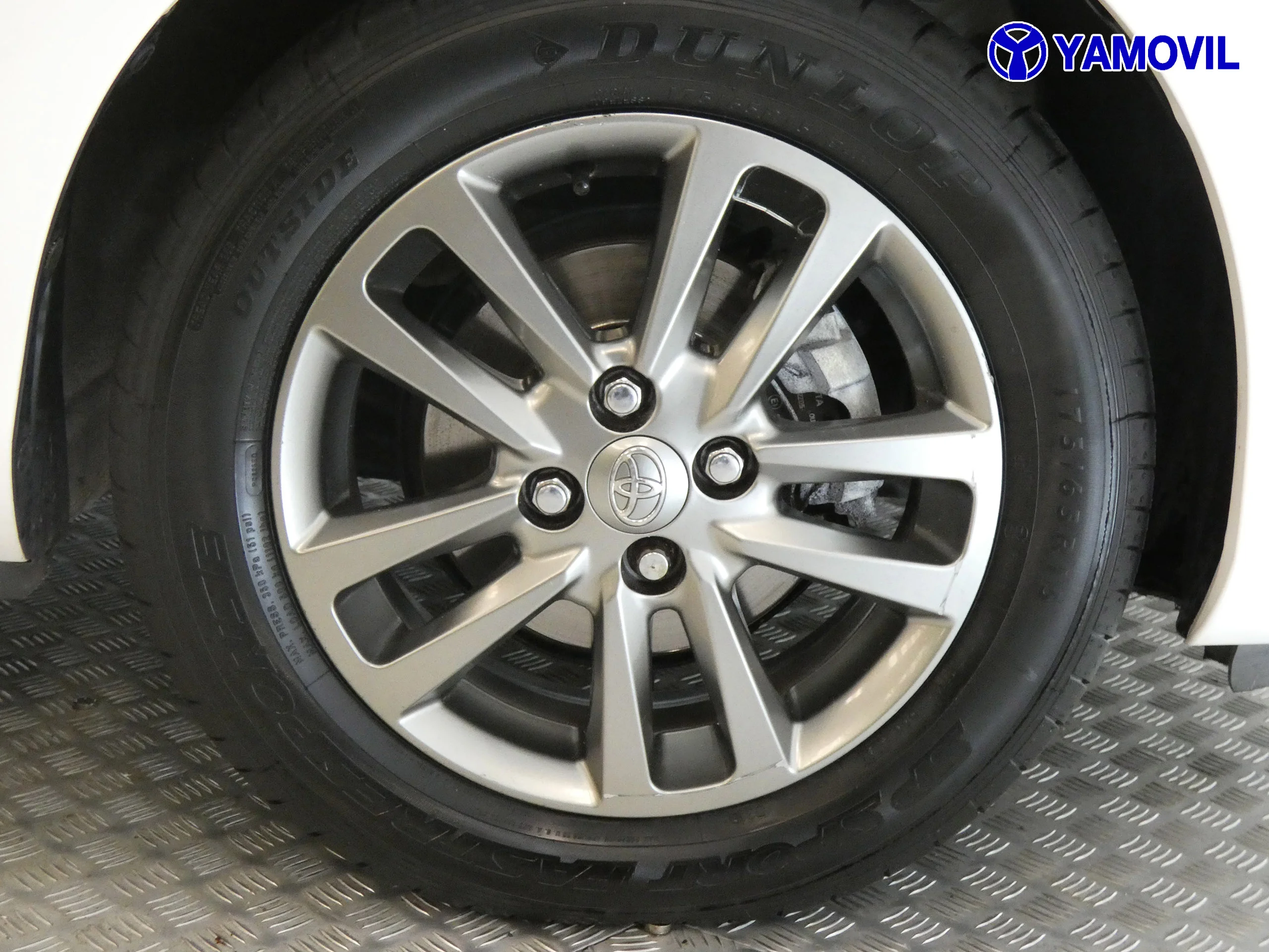 Toyota Yaris 1.3 ACTIVE 5P - Foto 9