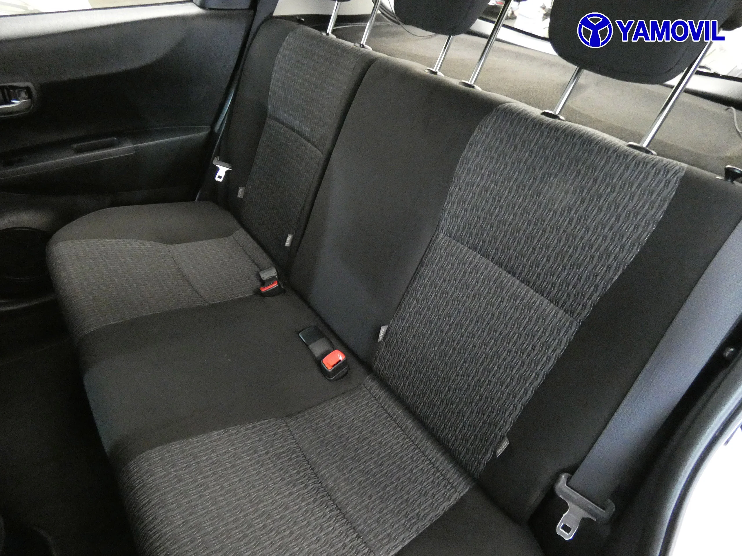 Toyota Yaris 1.3 ACTIVE 5P - Foto 14