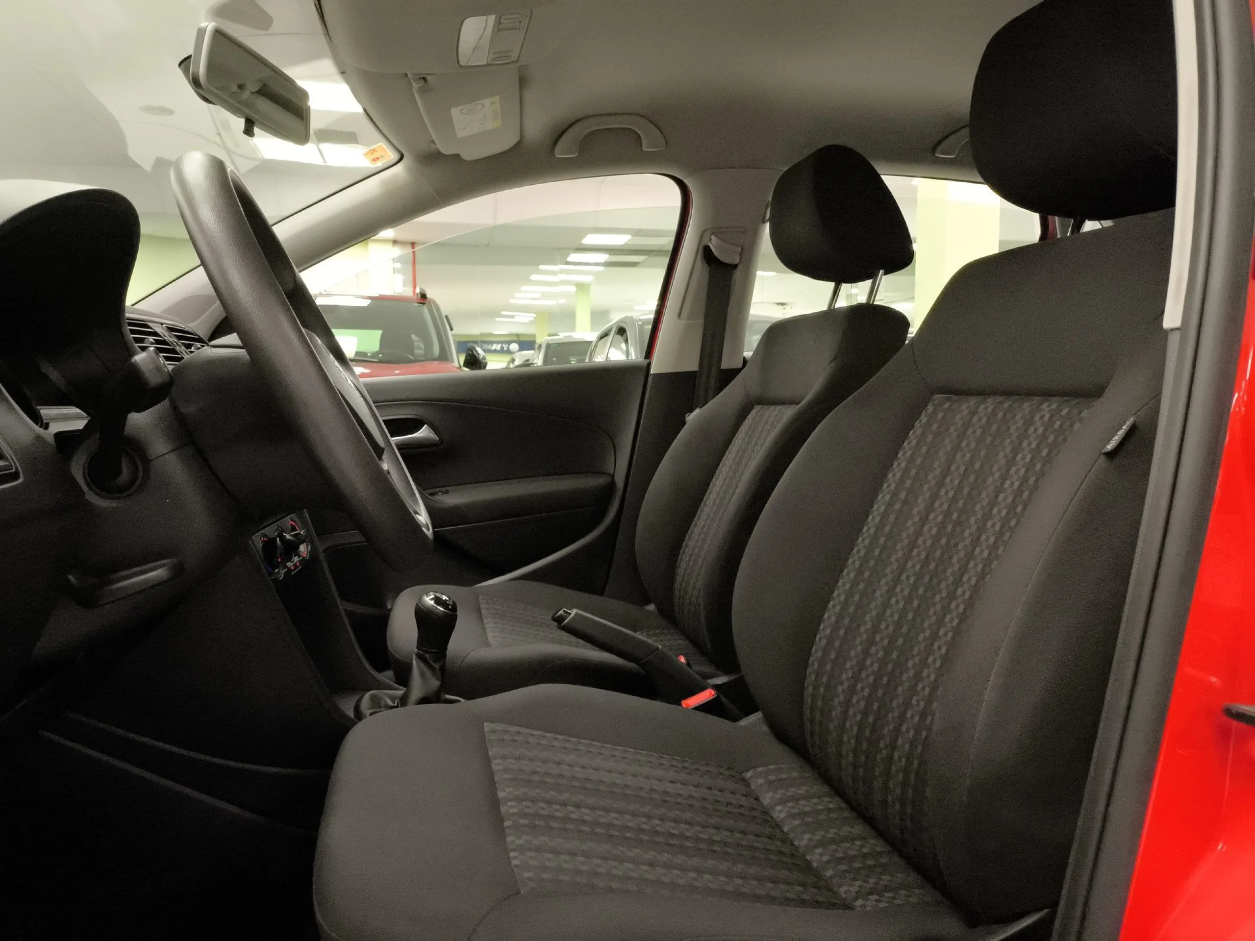 Volkswagen Polo Edition 1.0 BMT 55 kW (75 CV) - Foto 8