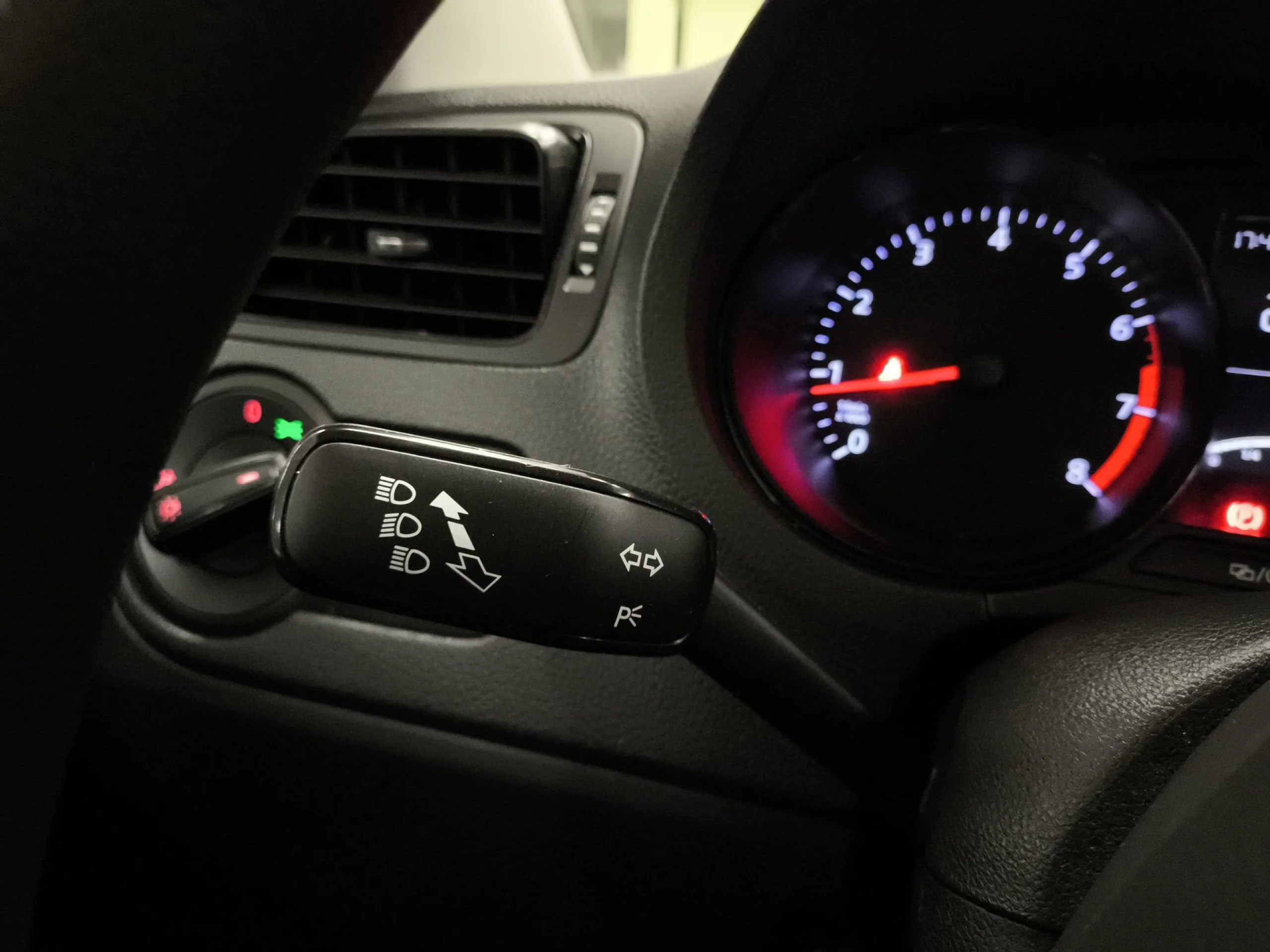 Volkswagen Polo Edition 1.0 BMT 55 kW (75 CV) - Foto 14
