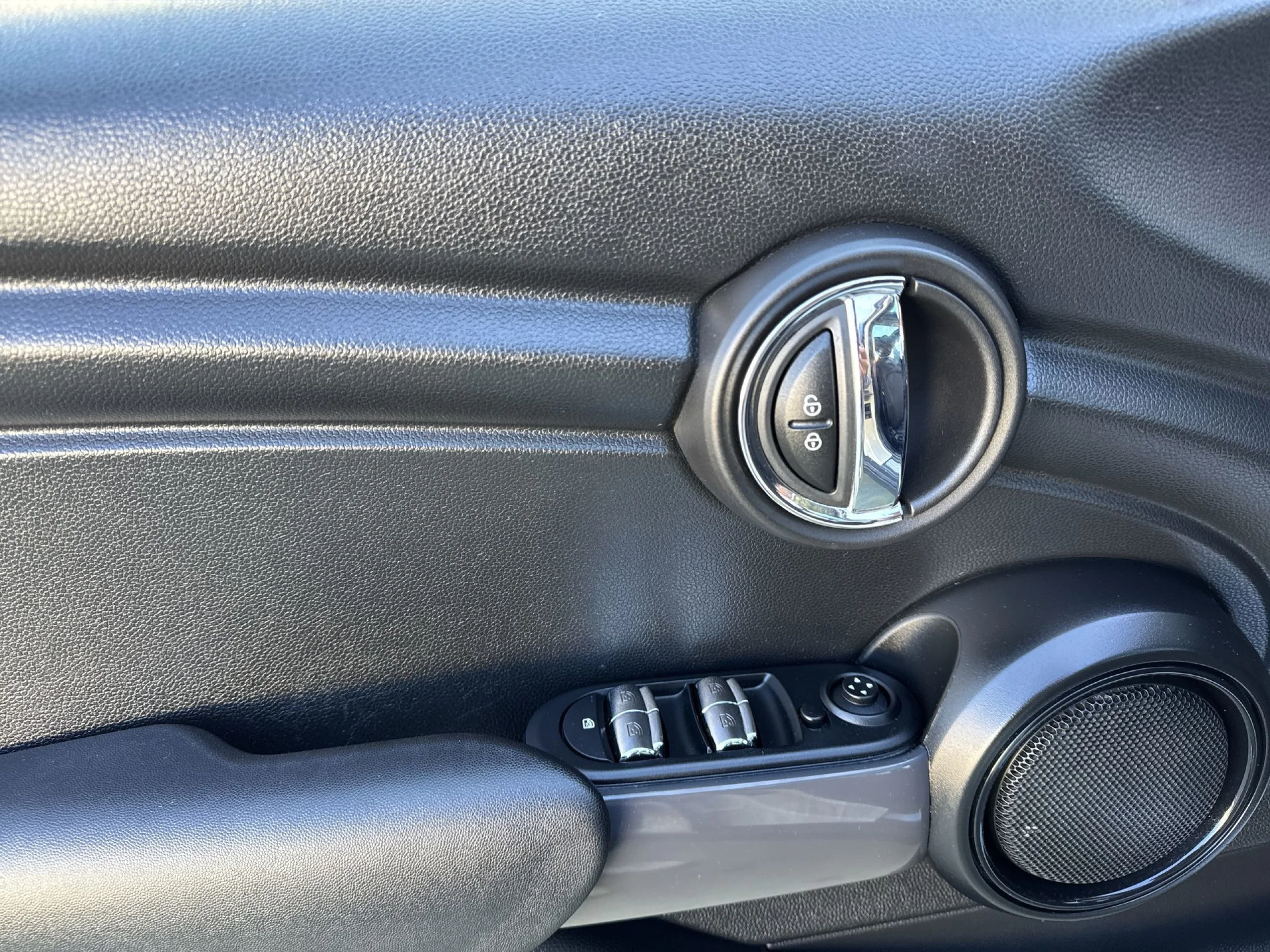 MINI MINI Cooper 5 Puertas One 75 kW (102 CV) - Foto 10