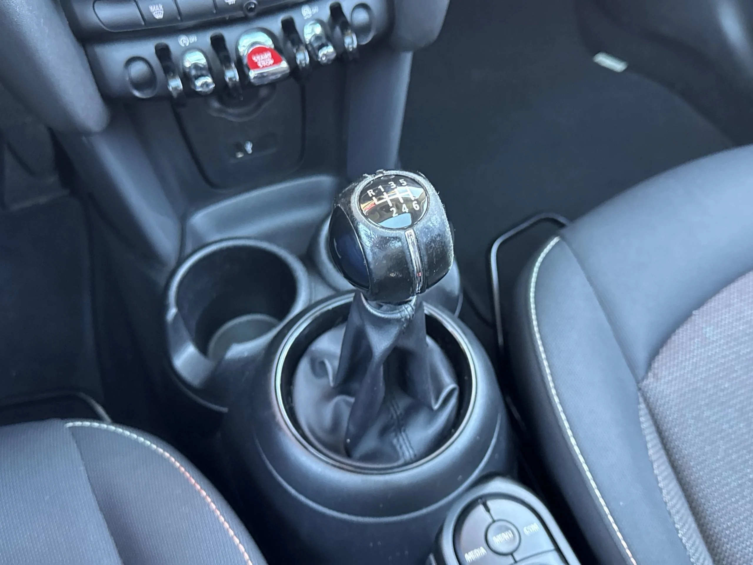 MINI MINI Cooper 5 Puertas One 75 kW (102 CV) - Foto 17