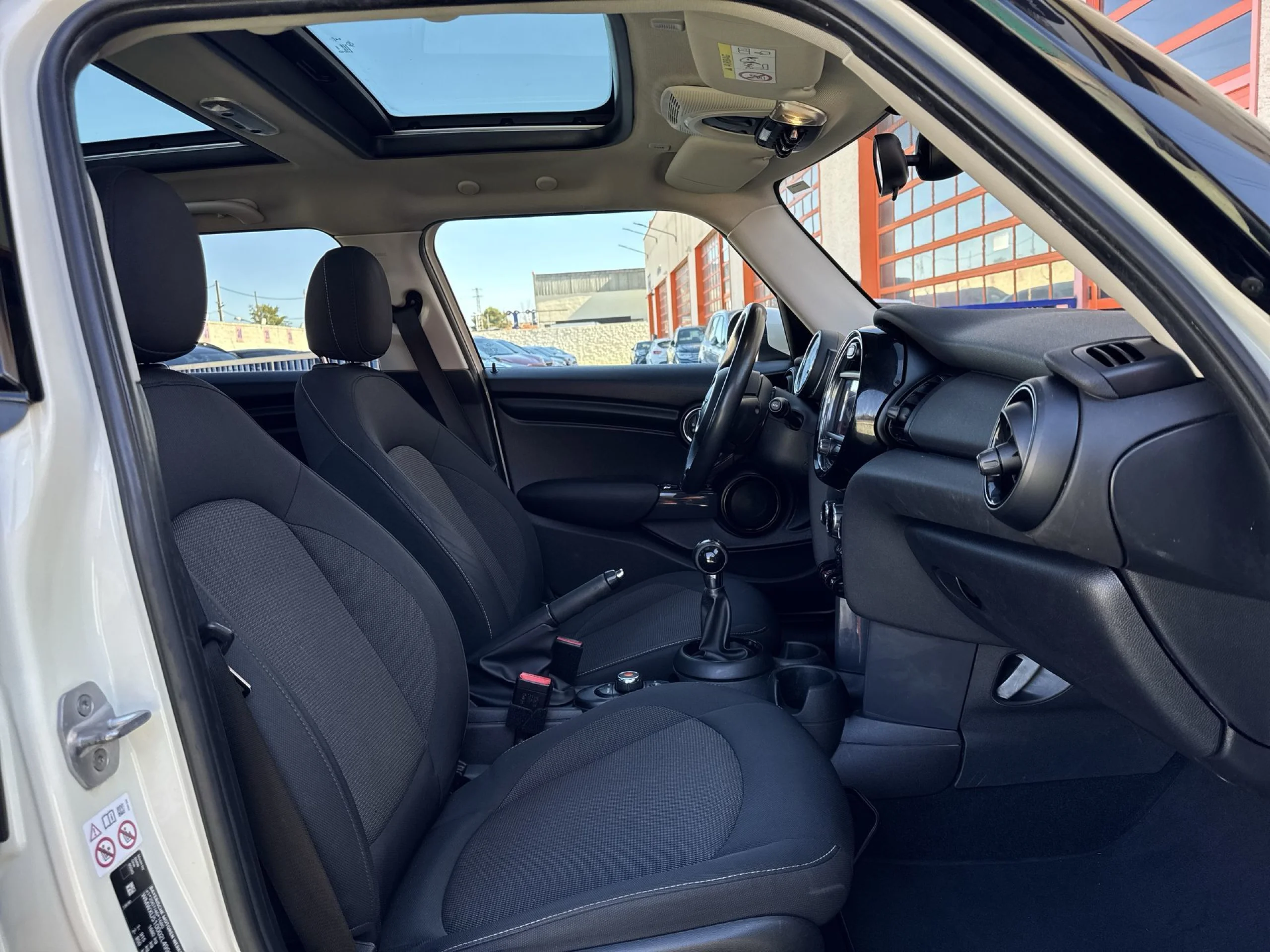 MINI MINI Cooper 5 Puertas One 75 kW (102 CV) - Foto 22