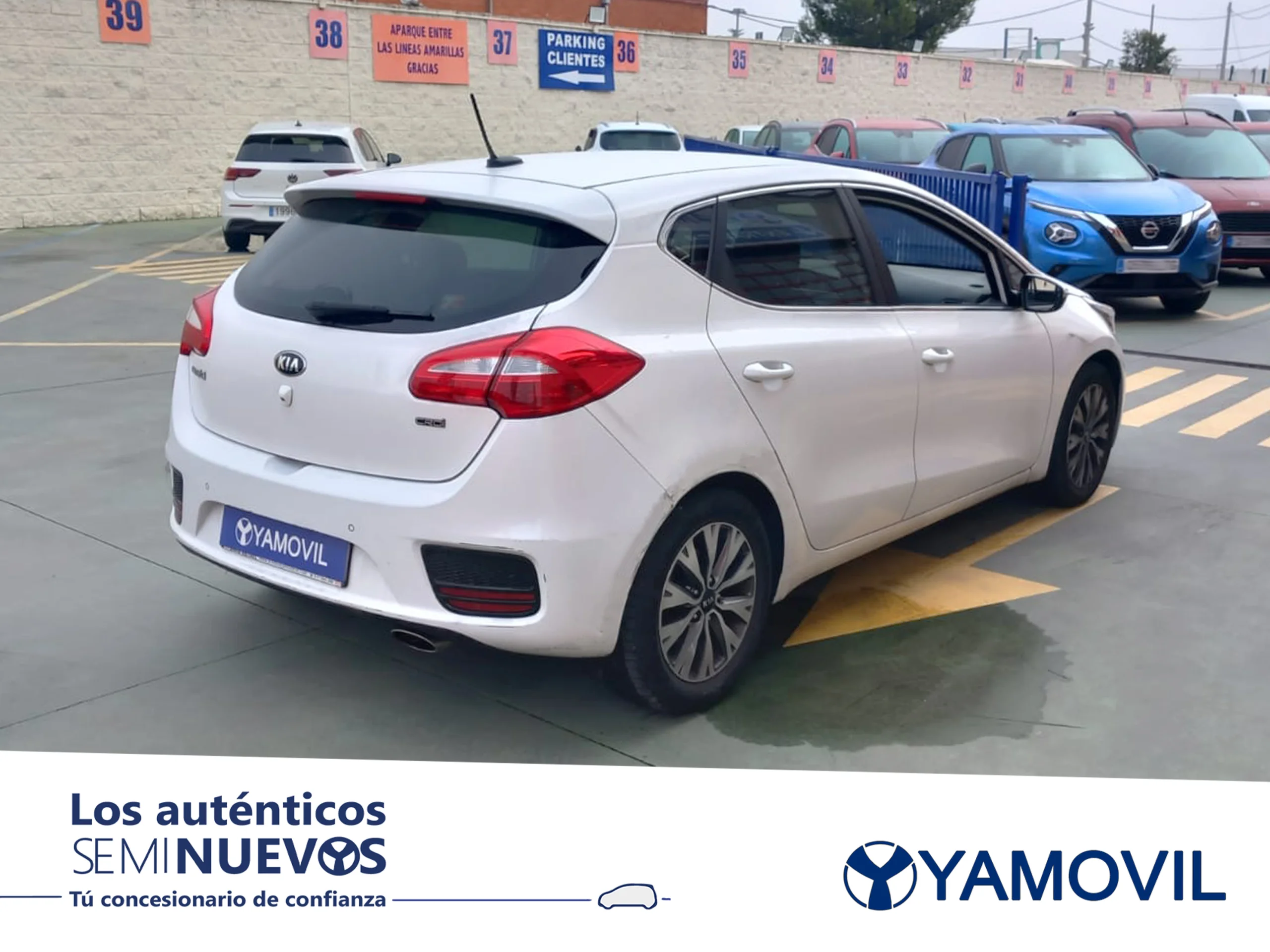 Kia Ceed 1.4 CRDi WGT UEFA Euro2016 66 kW (90 CV) - Foto 2