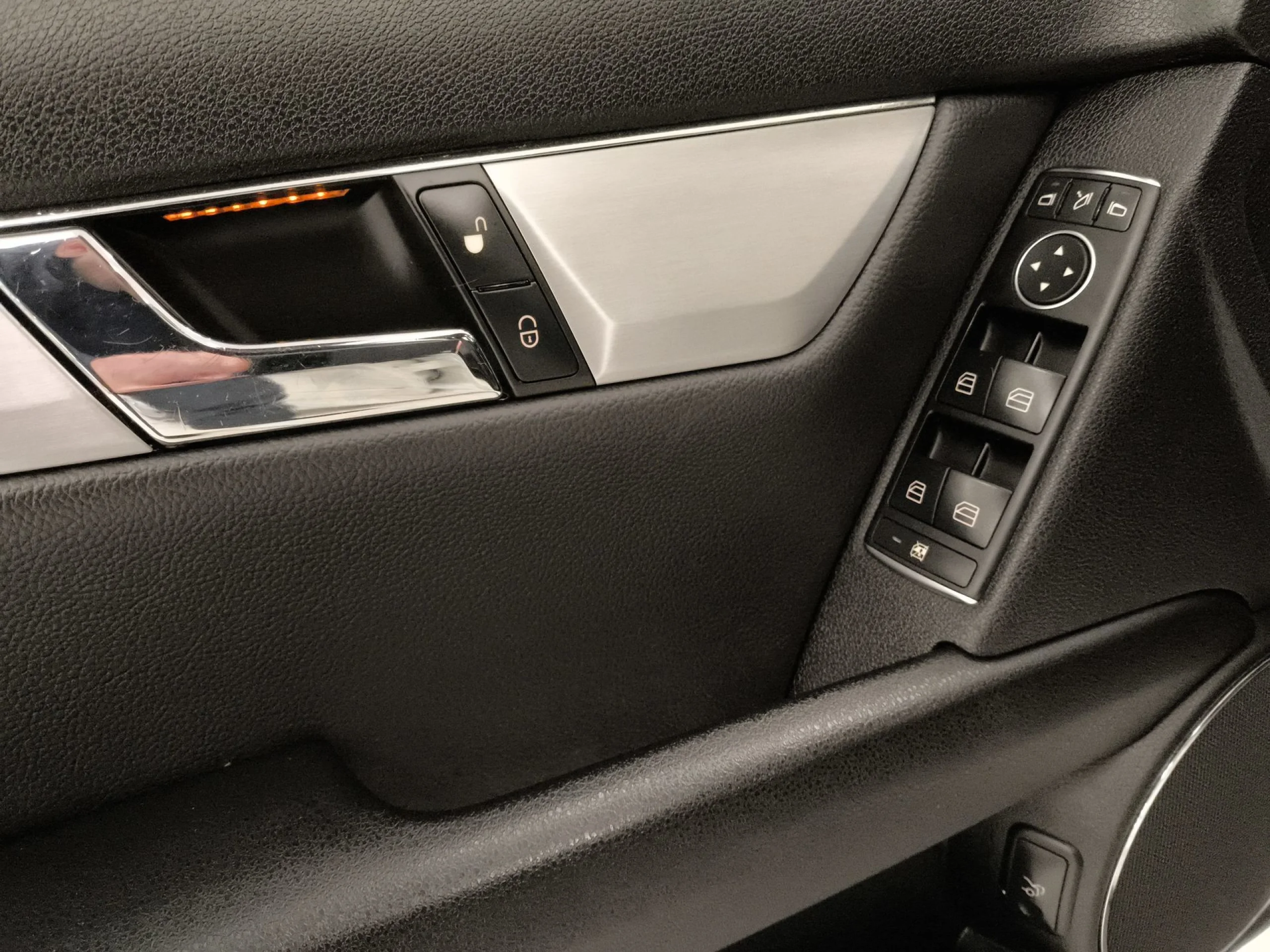 Mercedes-Benz Clase C C 180 CGI BE Avantgarde 115 kW (156 CV) - Foto 10