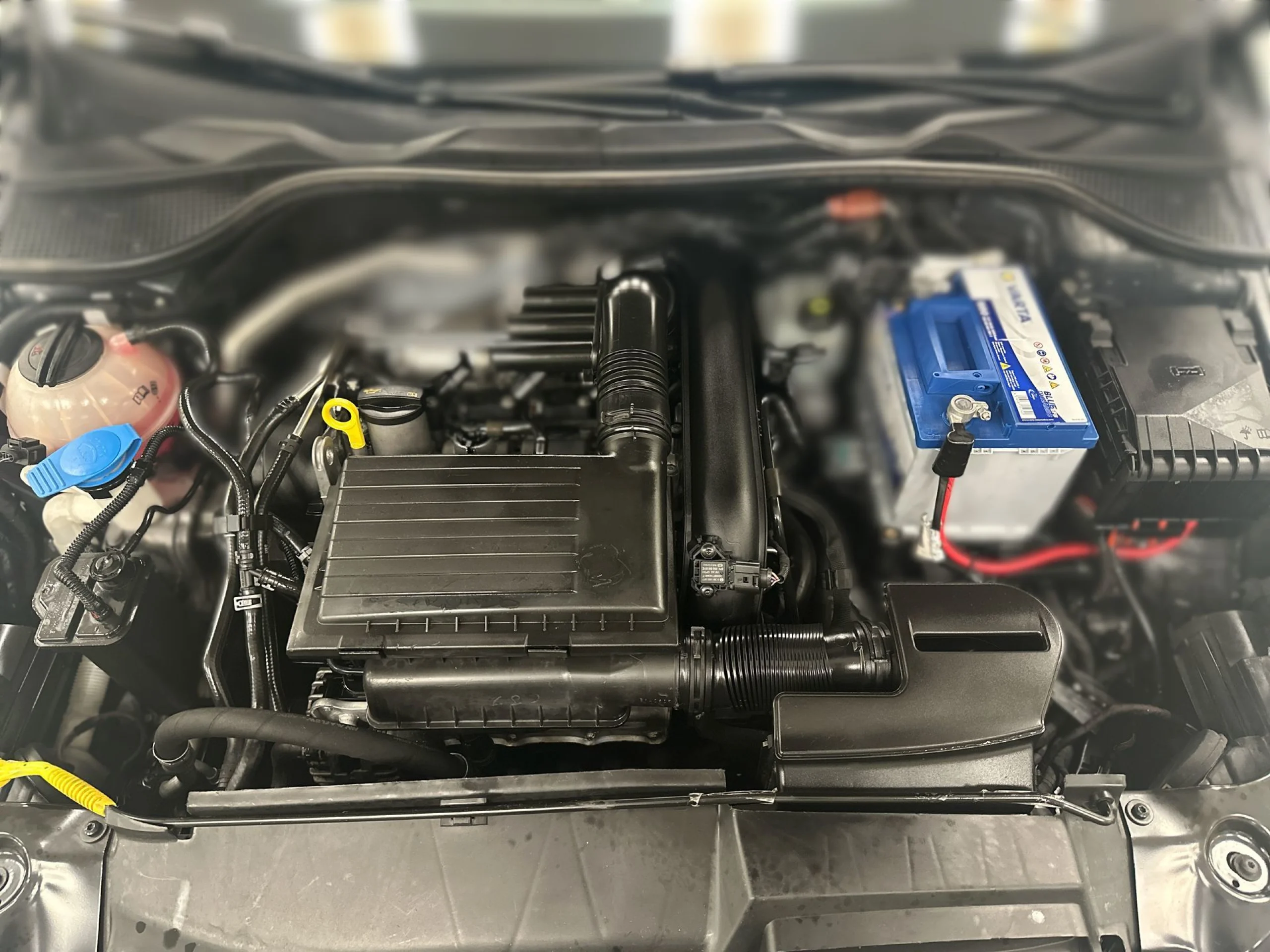 Volkswagen Scirocco R-Line 1.4 TSI BMT 92 kW (125 CV) - Foto 19