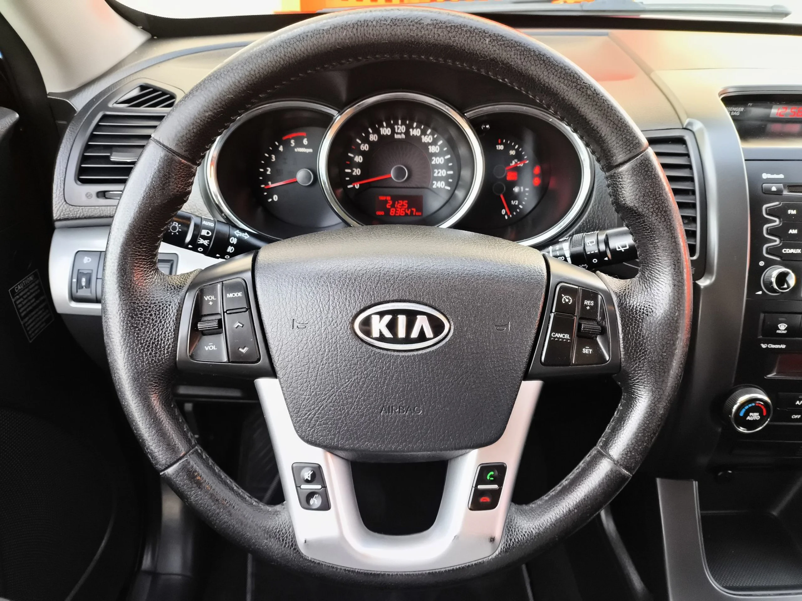 Kia Sorento 2.0 CRDi Drive 4x2 110 kW (150 CV) - Foto 13