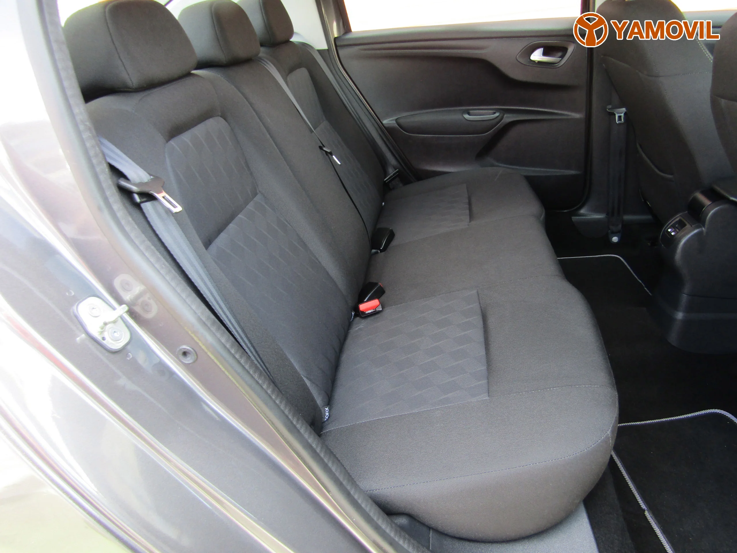 Citroen C-Elysee 1.6 BLUEHDI SHINE - Foto 15