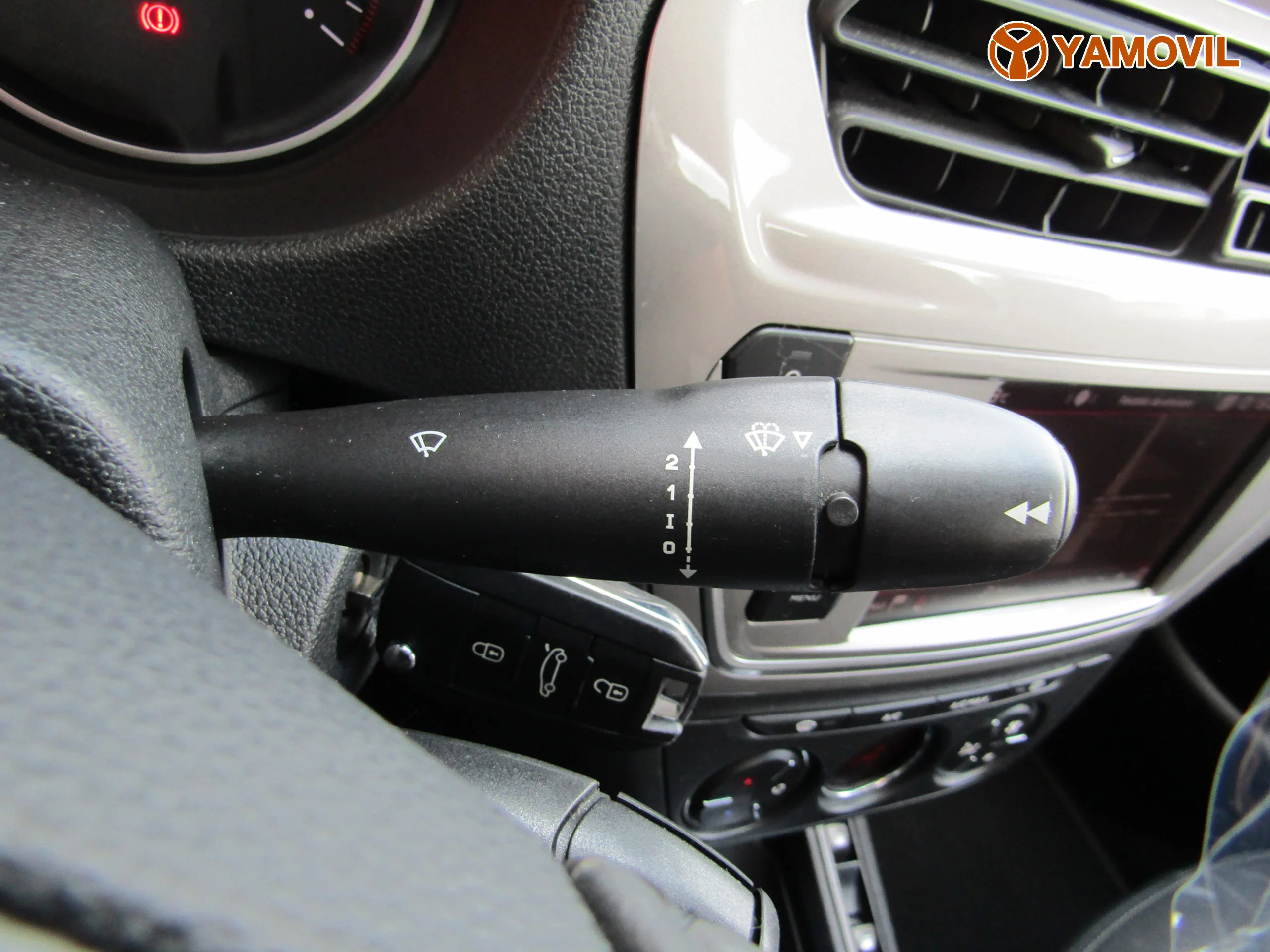 Citroen C-Elysee 1.6 BLUEHDI SHINE - Foto 23