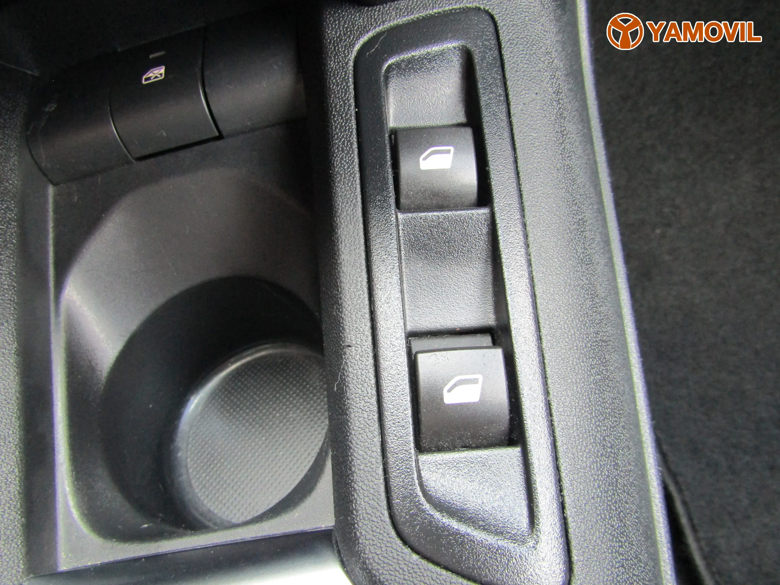 Citroen C-Elysee 1.6 BLUEHDI SHINE - Foto 32