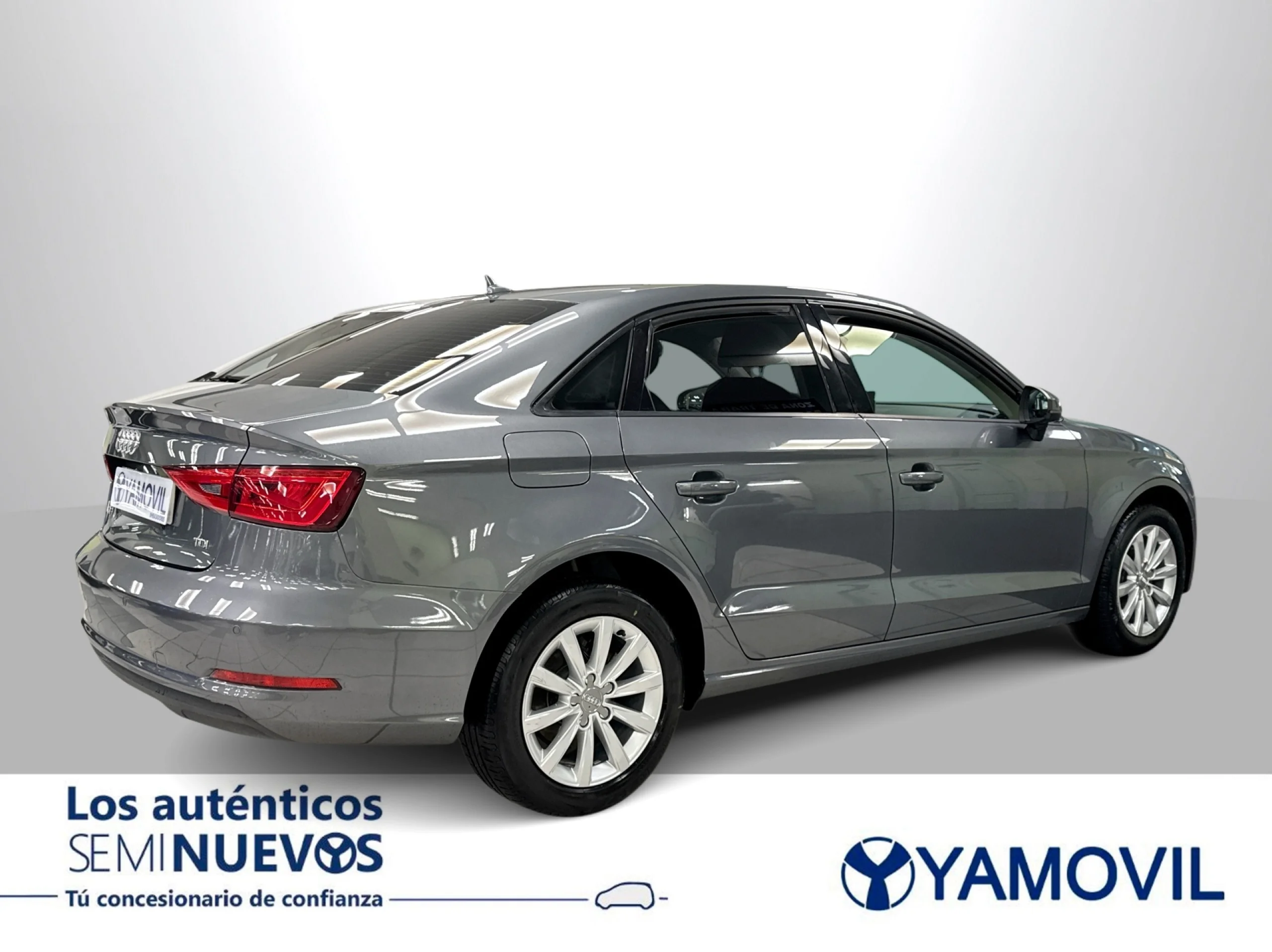 Audi A3 sedan Attraction 1.6 TDI clean diesel 81 kW (110 CV) - Foto 6