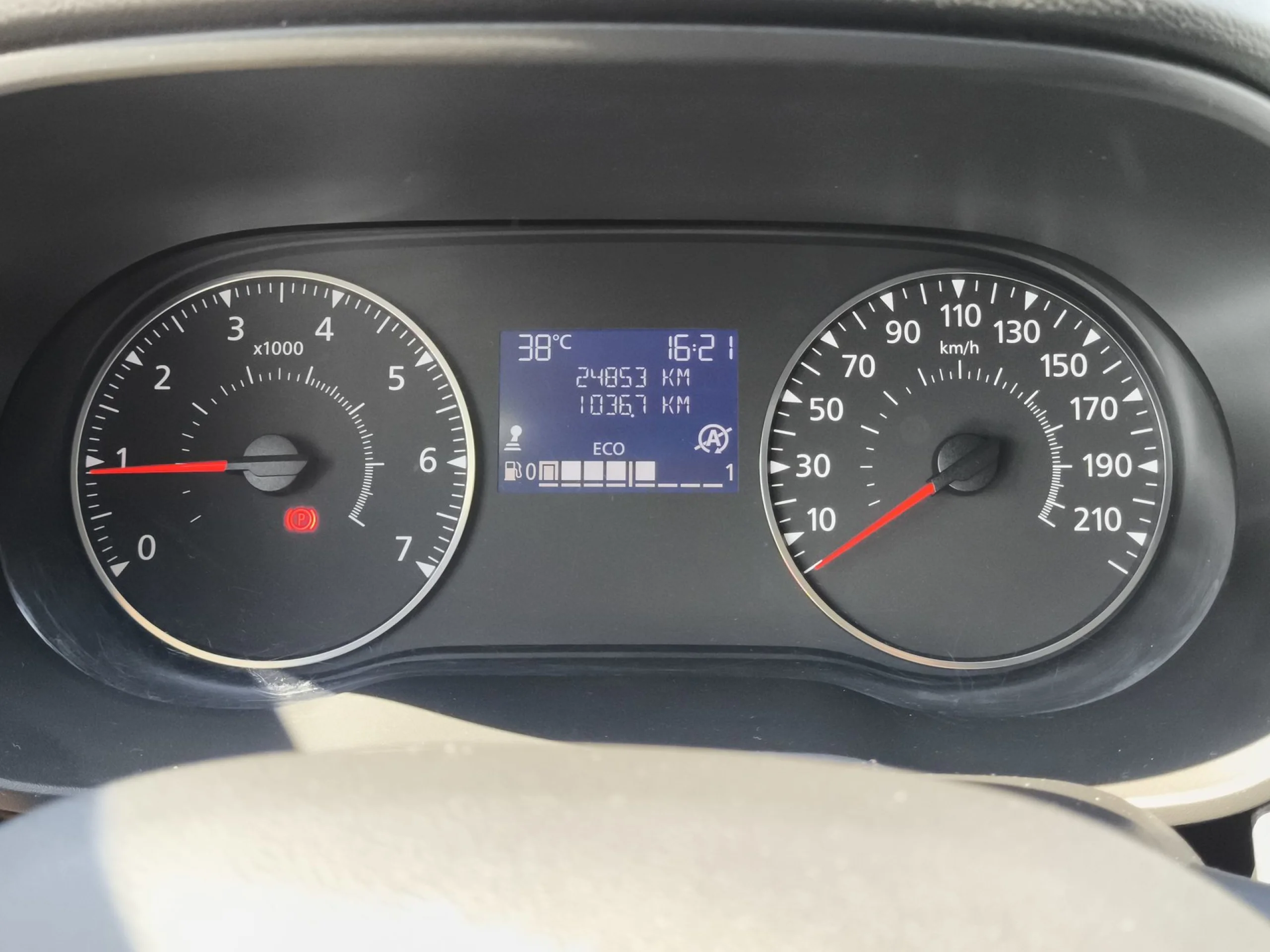 Dacia Duster Essential TCE 74 kW (100 CV) 4X2 - Foto 12