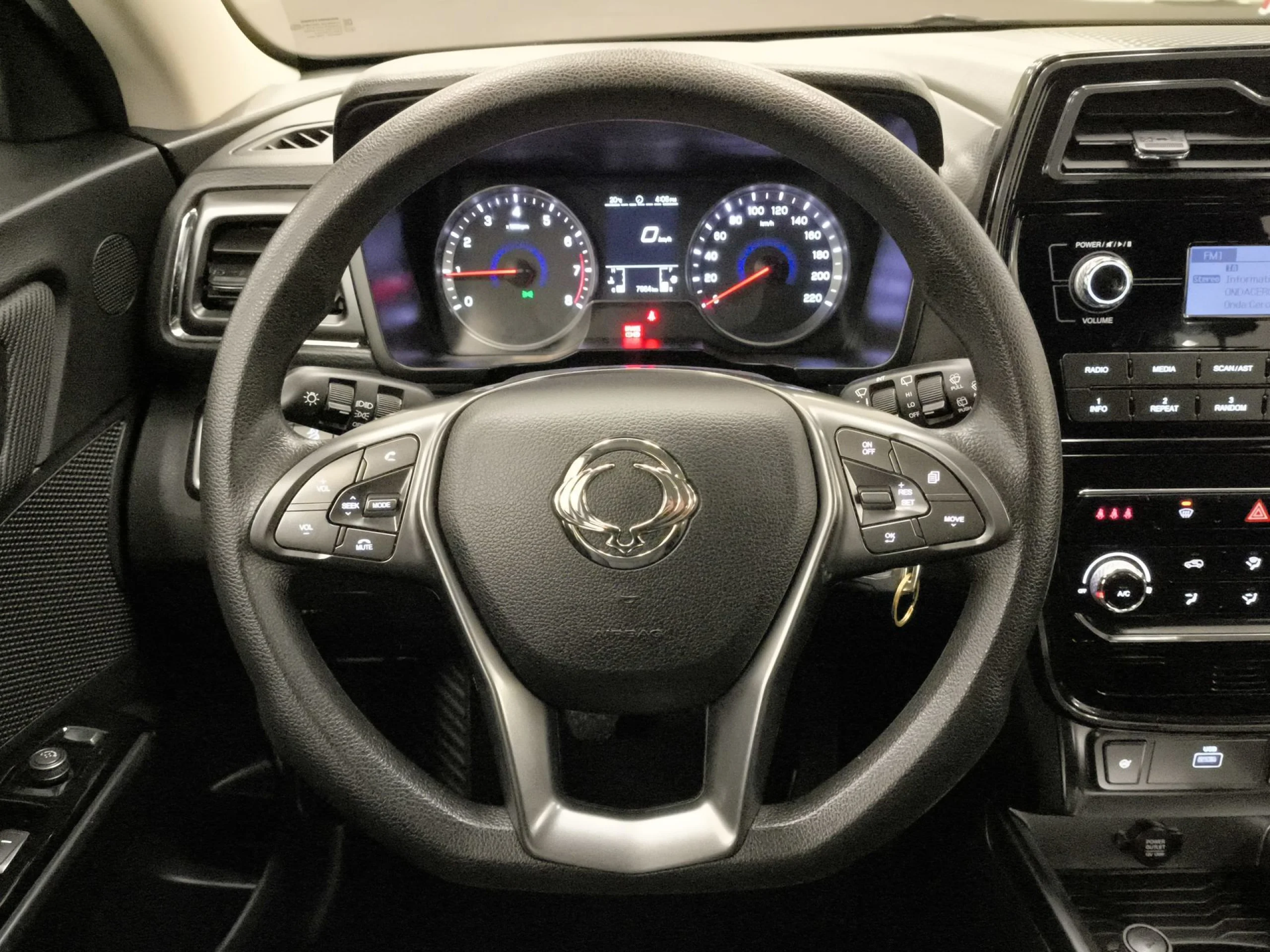 SsangYong Tivoli G12T Line 94 kW (128 CV) - Foto 11
