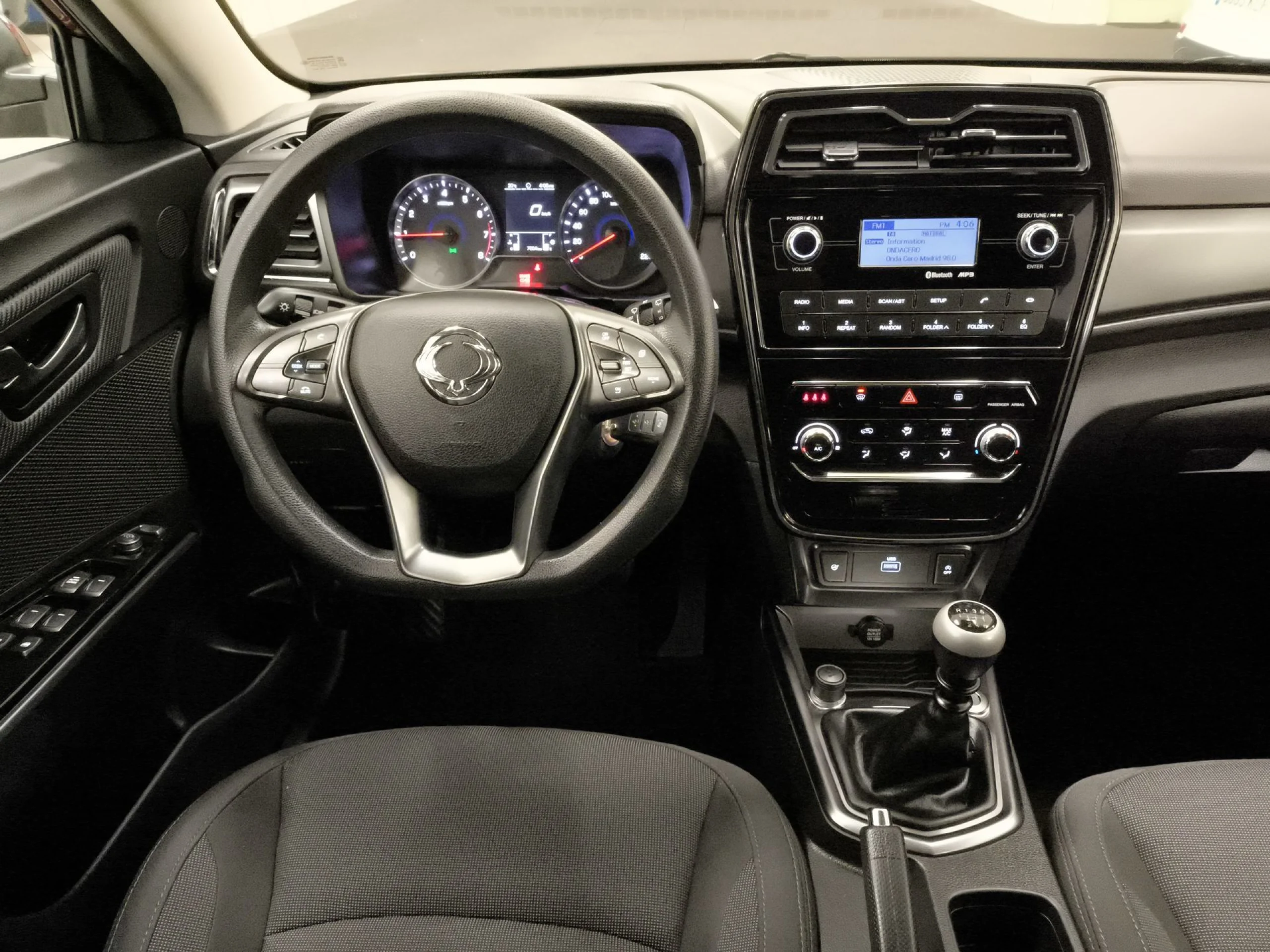 SsangYong Tivoli G12T Line 94 kW (128 CV) - Foto 16
