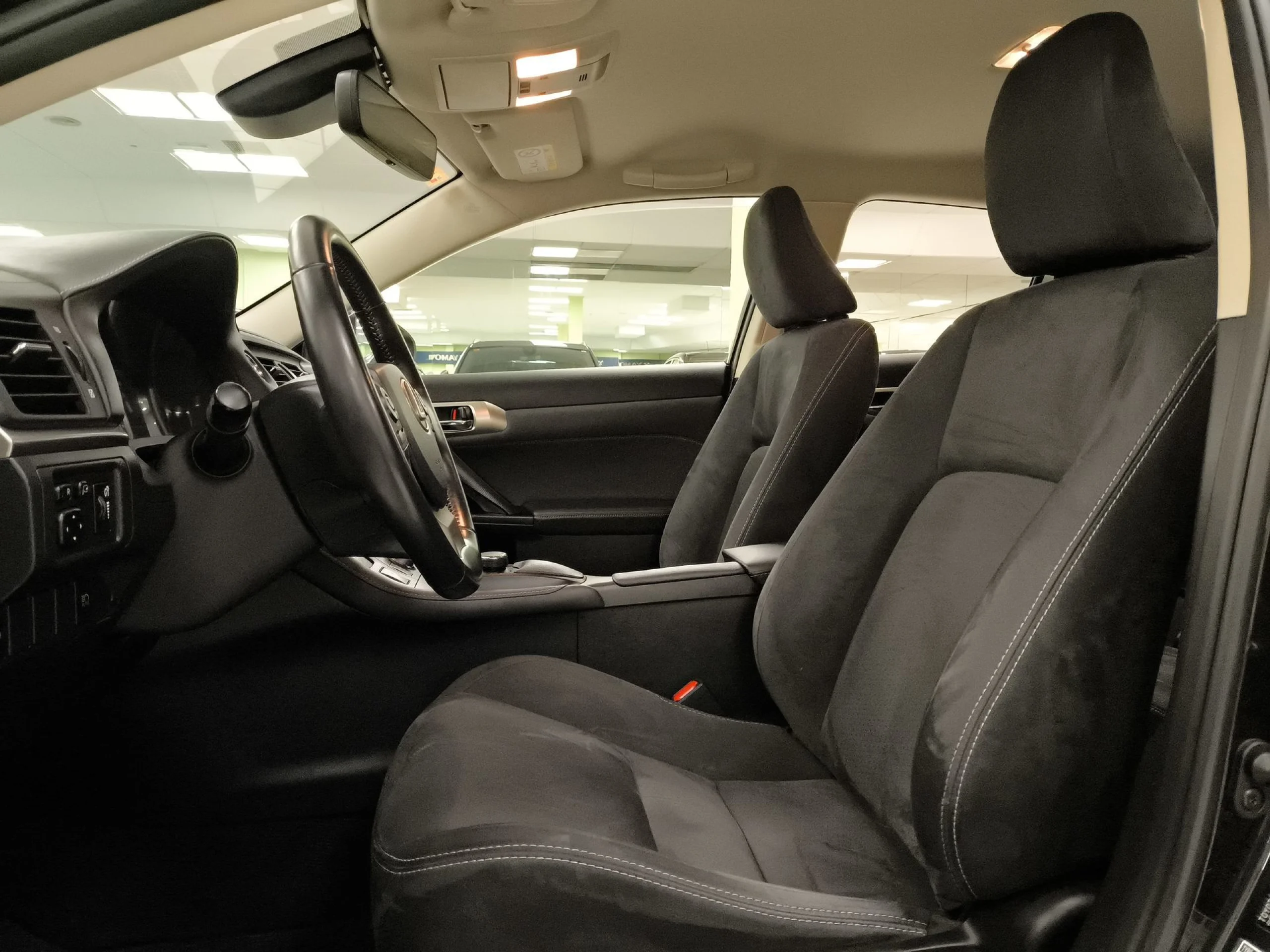 Lexus CT 200h Black AND Grey Edition 100 kW (136 CV) - Foto 8