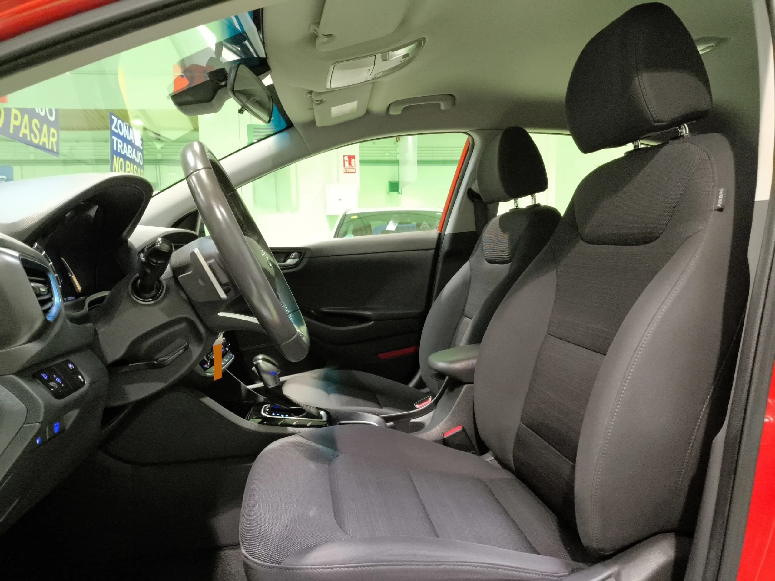 Hyundai IONIQ 1.6 GDI HEV Klass Nav DCT 	104 kW (141 CV) - Foto 8