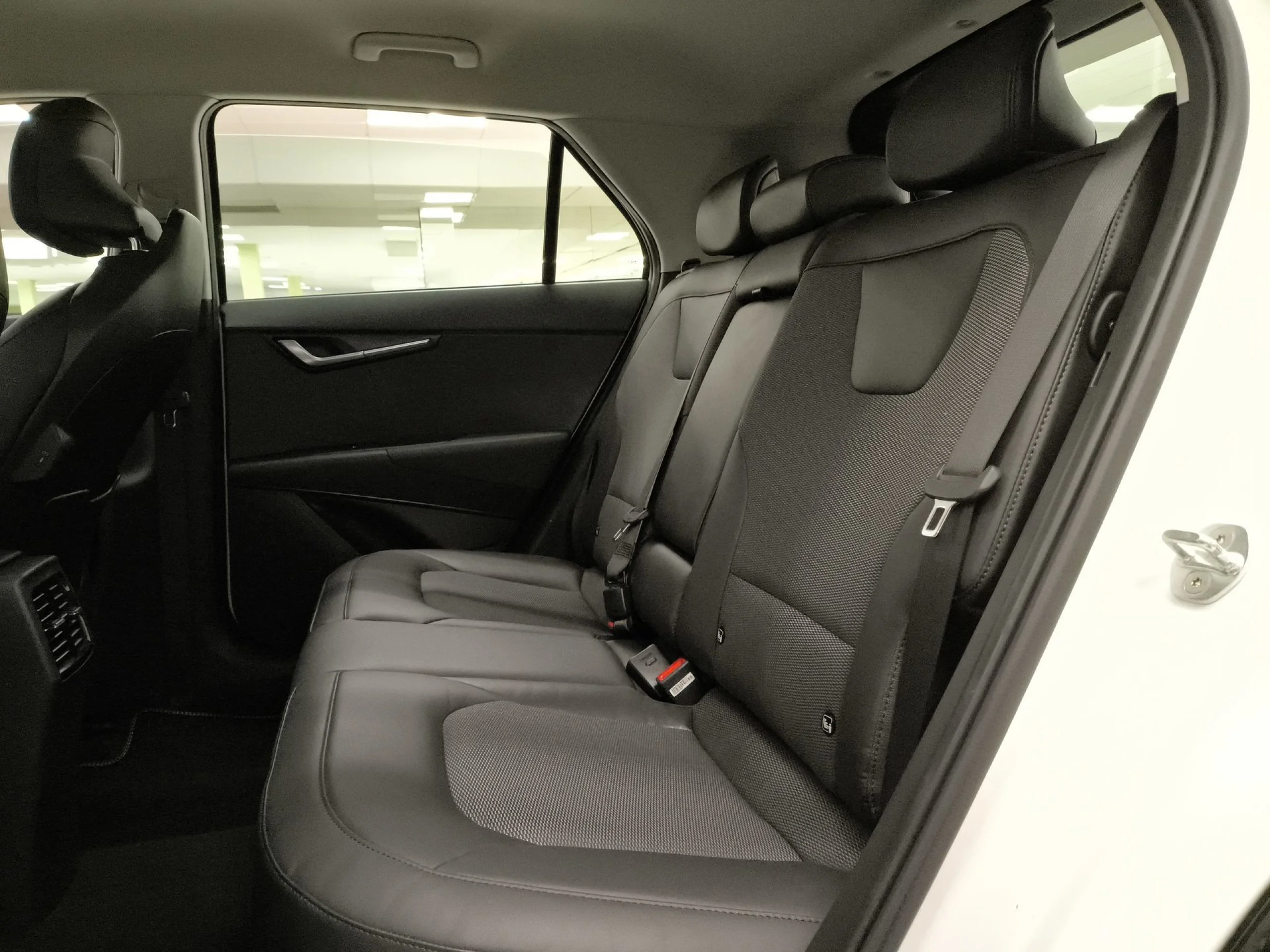 Kia Niro 1.6 GDi HEV Híbrido Drive 104 kW (141 CV) - Foto 19
