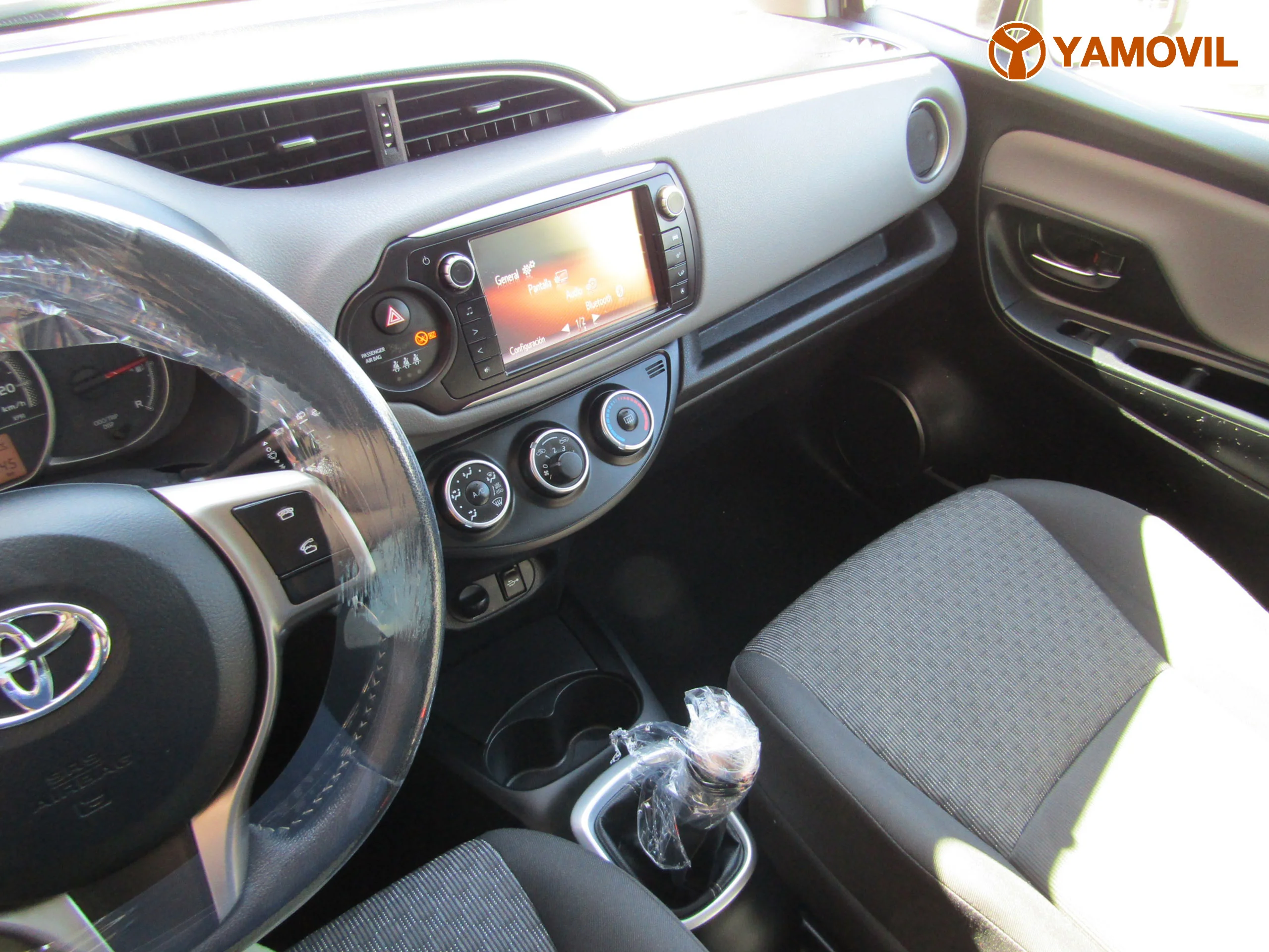 Toyota Yaris 1.0 ACTIVE  - Foto 33