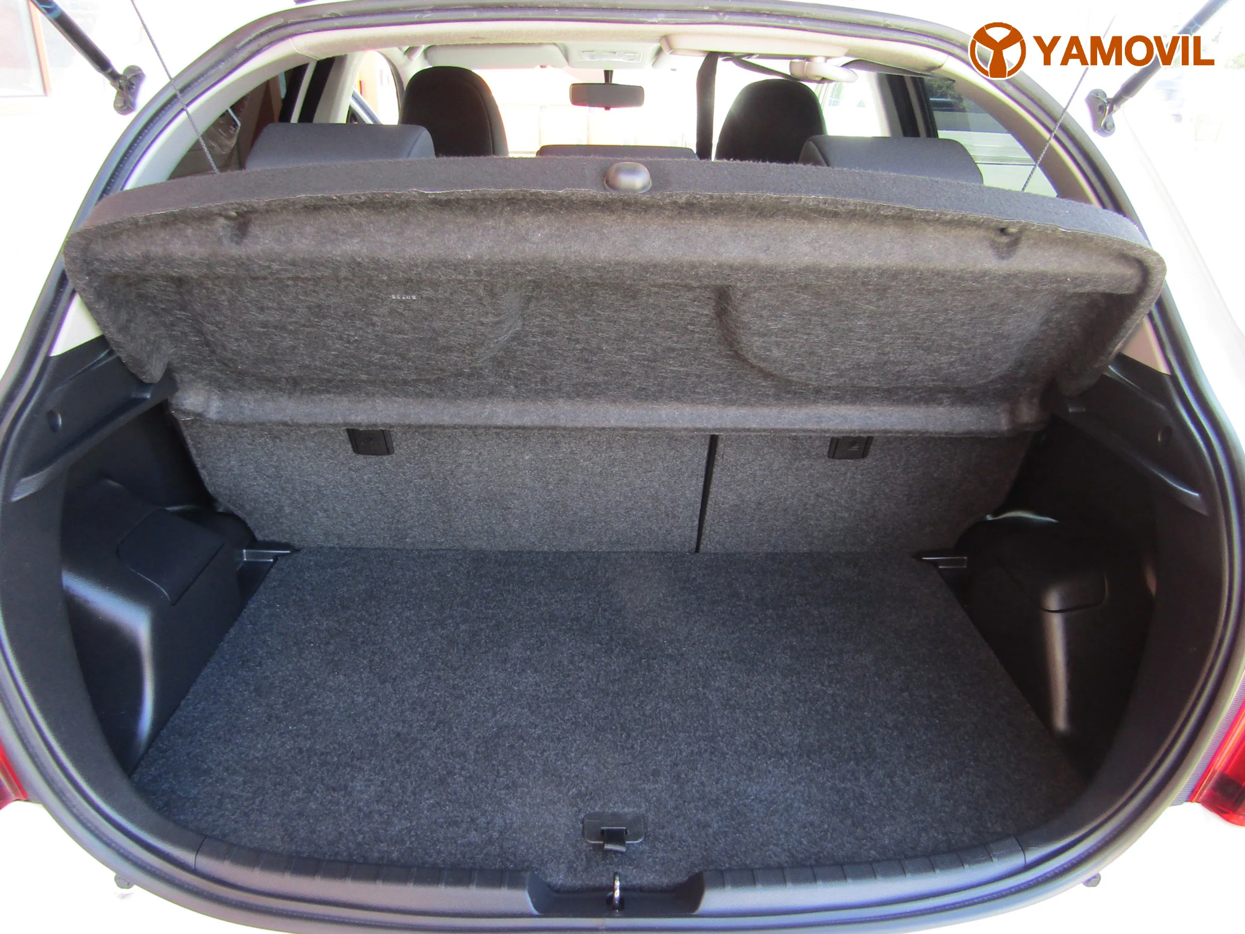Toyota Yaris 1.0 ACTIVE  - Foto 7