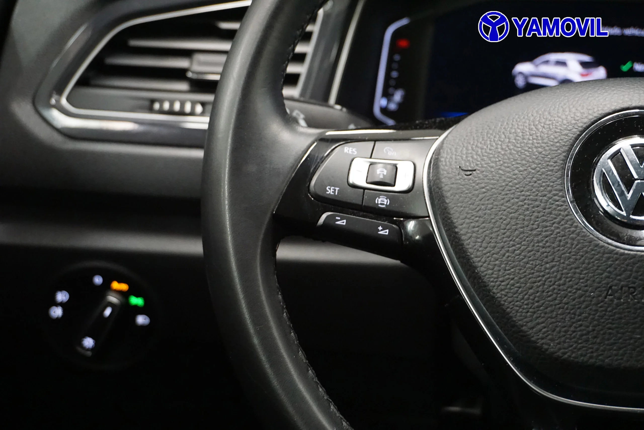 Volkswagen T-Roc 1.5 TSI SPORT DSG 5P - Foto 19