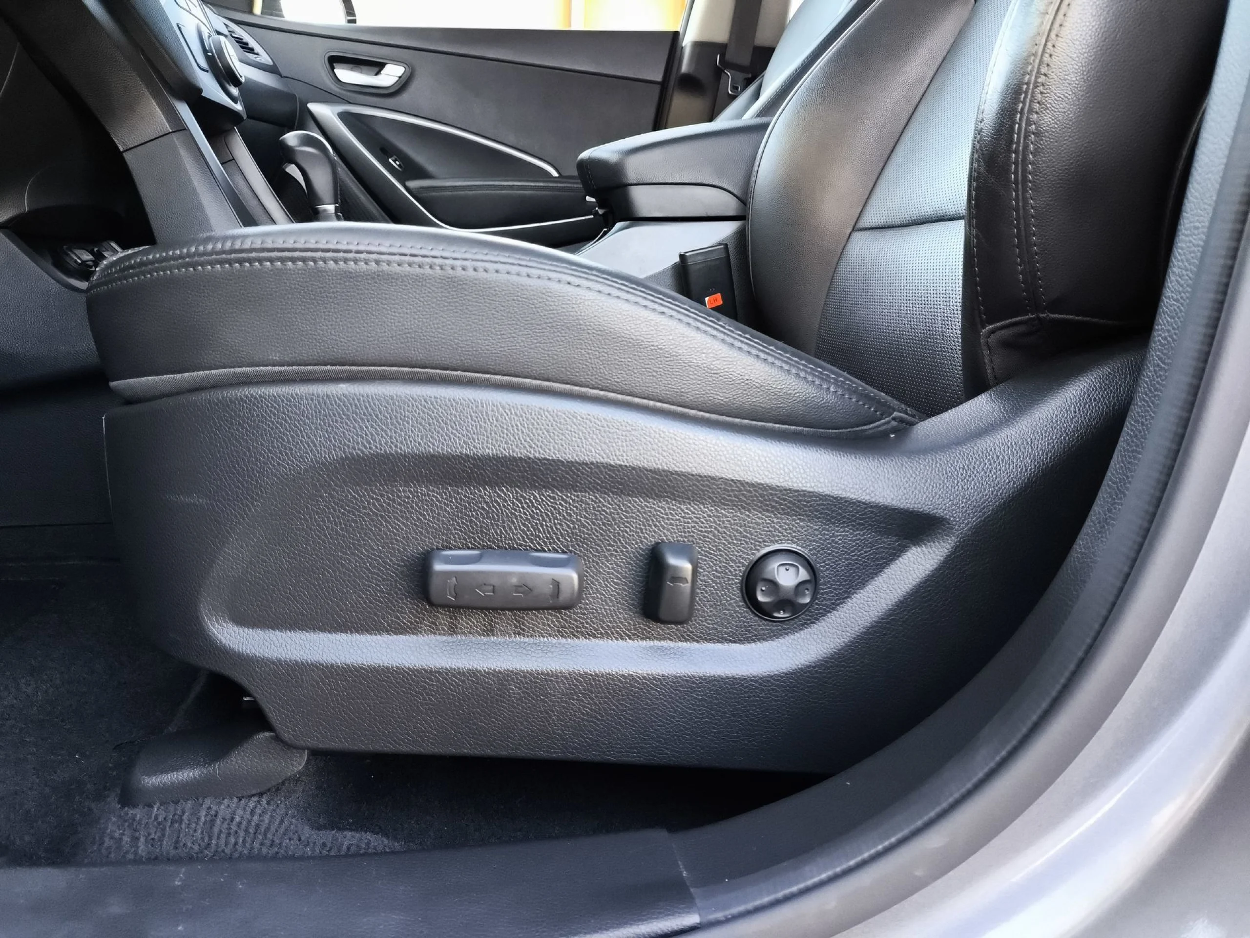 Hyundai Santa Fe 2.2 CRDI Tecno 4x2 Auto 147 kW (200 CV) - Foto 9