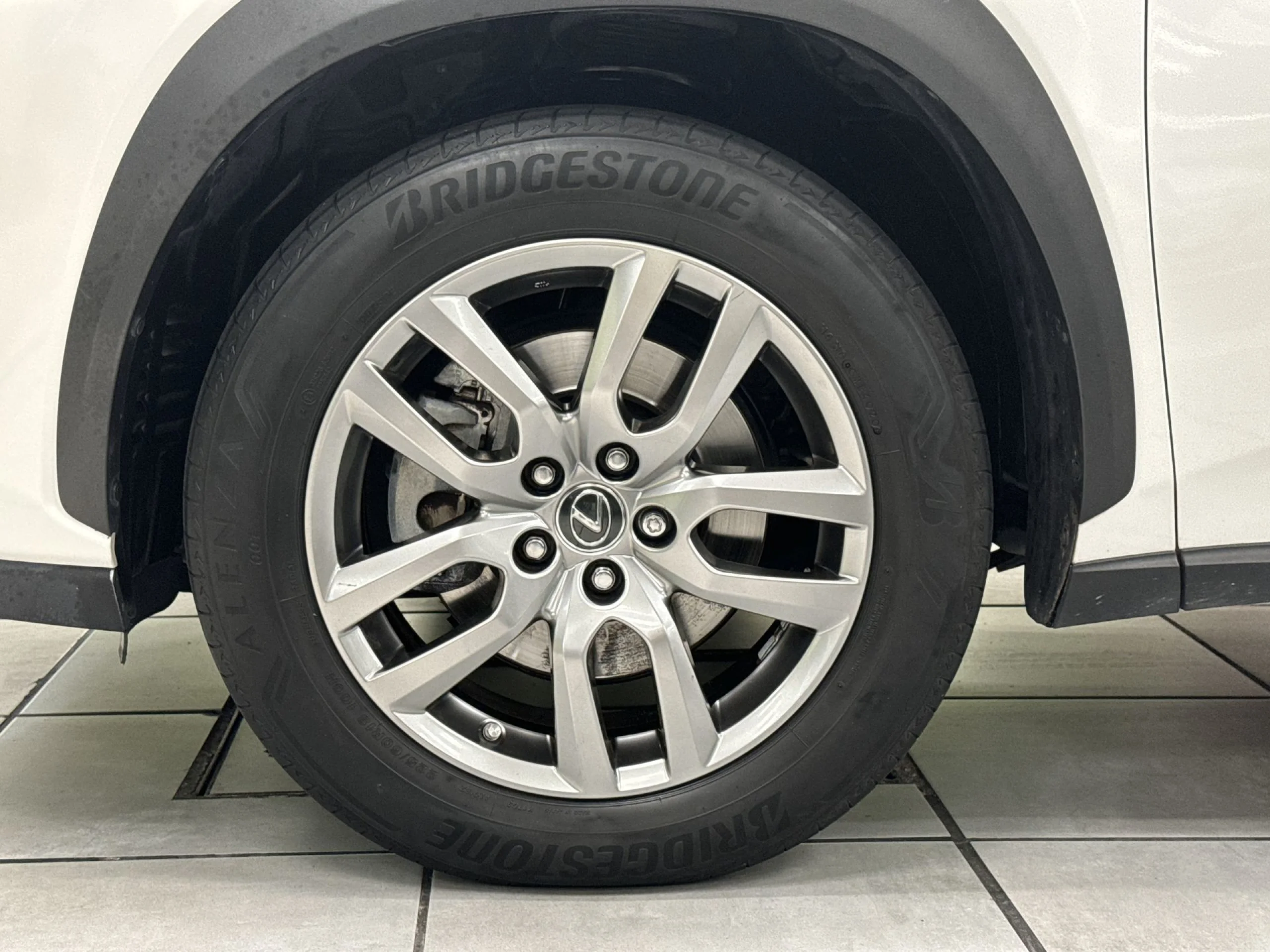 Lexus NX 300h Executive 4WD 145 kW (197 CV) - Foto 7
