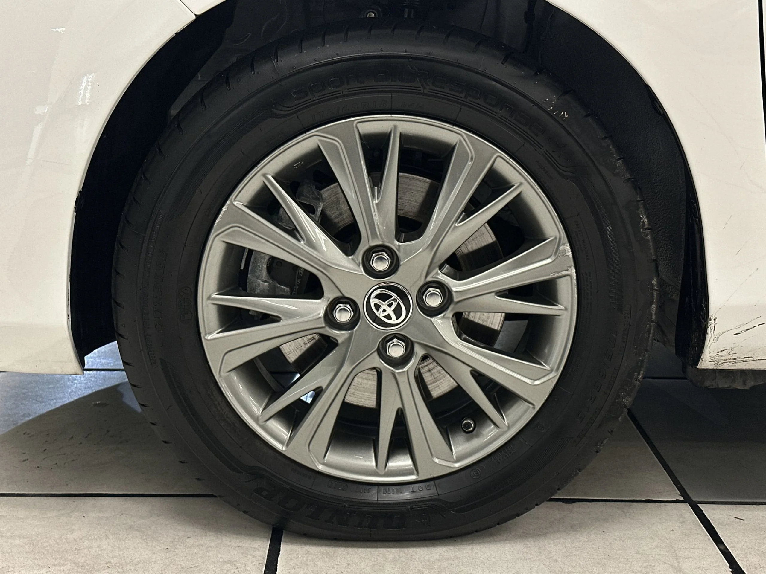 Toyota Yaris 1.5 Hybrid Active 74 kW (100 CV) - Foto 13