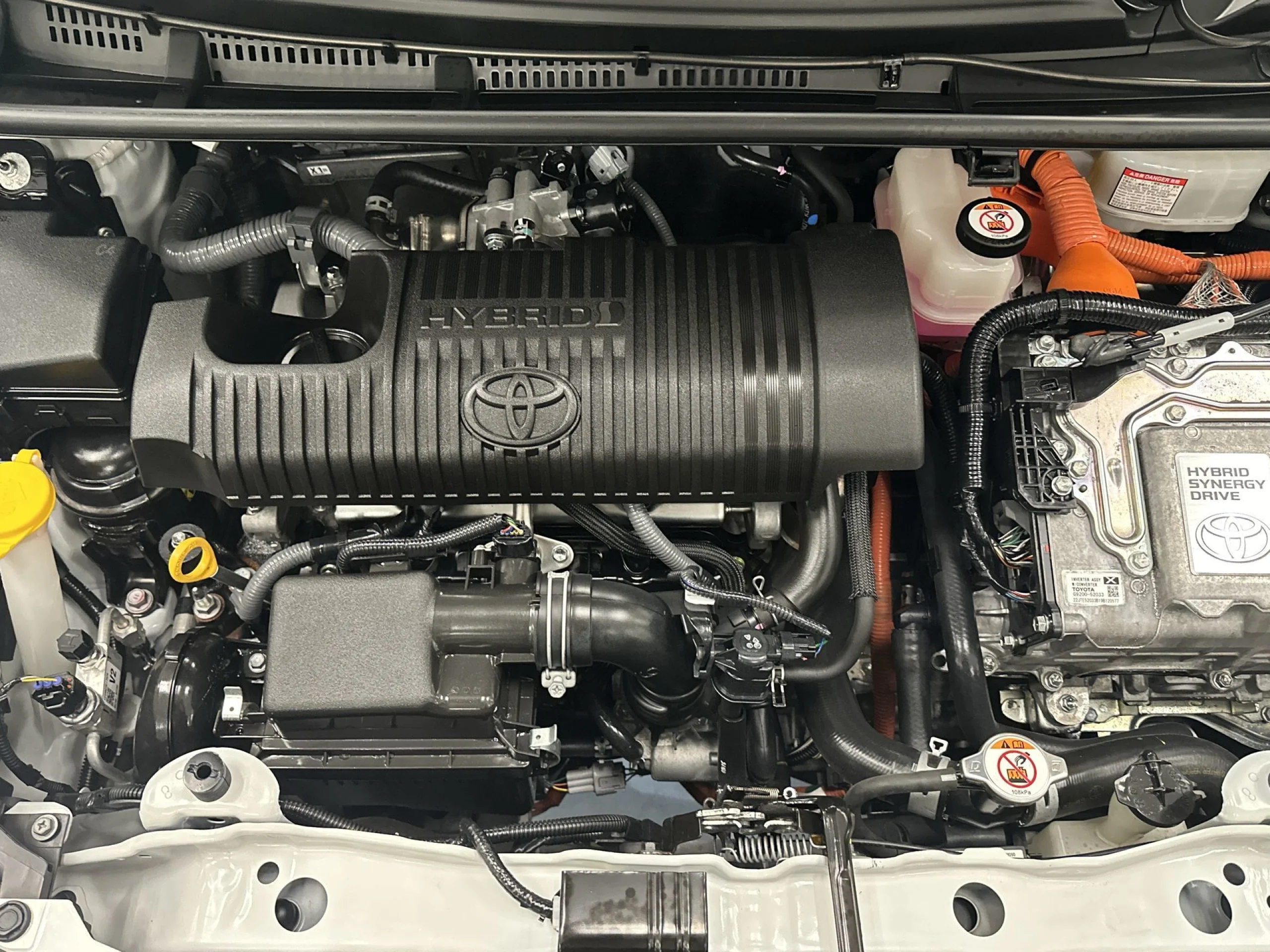Toyota Yaris 1.5 Hybrid Active 74 kW (100 CV) - Foto 26