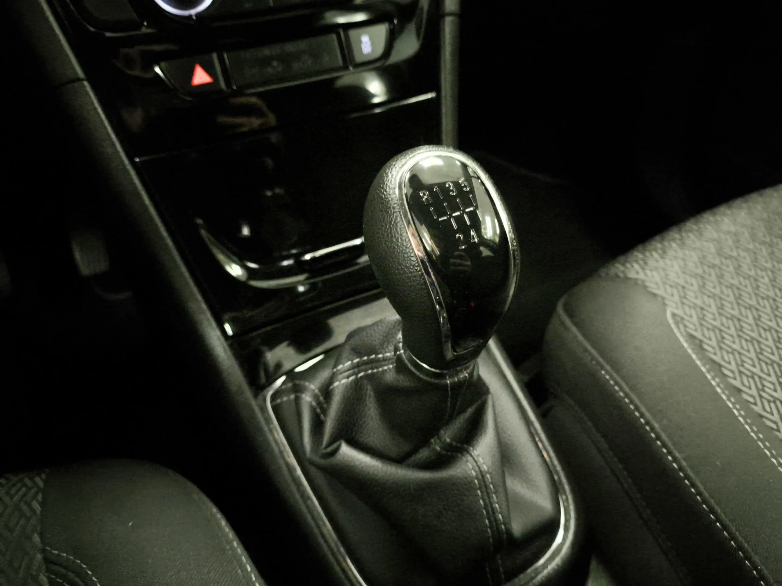 Opel Mokka X 1.4 Turbo GLP Selective 4X2 103 kW (140 CV) - Foto 20