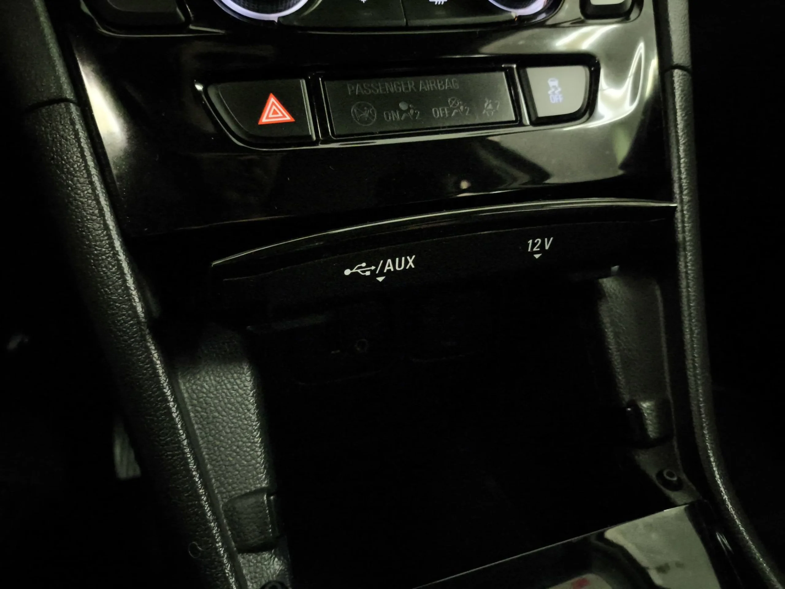 Opel Mokka X 1.4 Turbo GLP Selective 4X2 103 kW (140 CV) - Foto 21