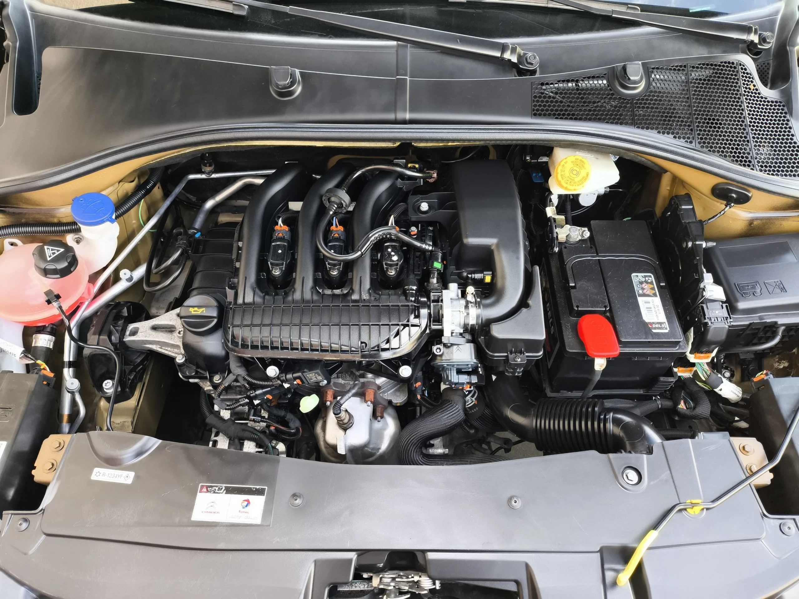 Citroen C-Elysee PureTech 82 Shine 60 kW (82 CV) - Foto 22