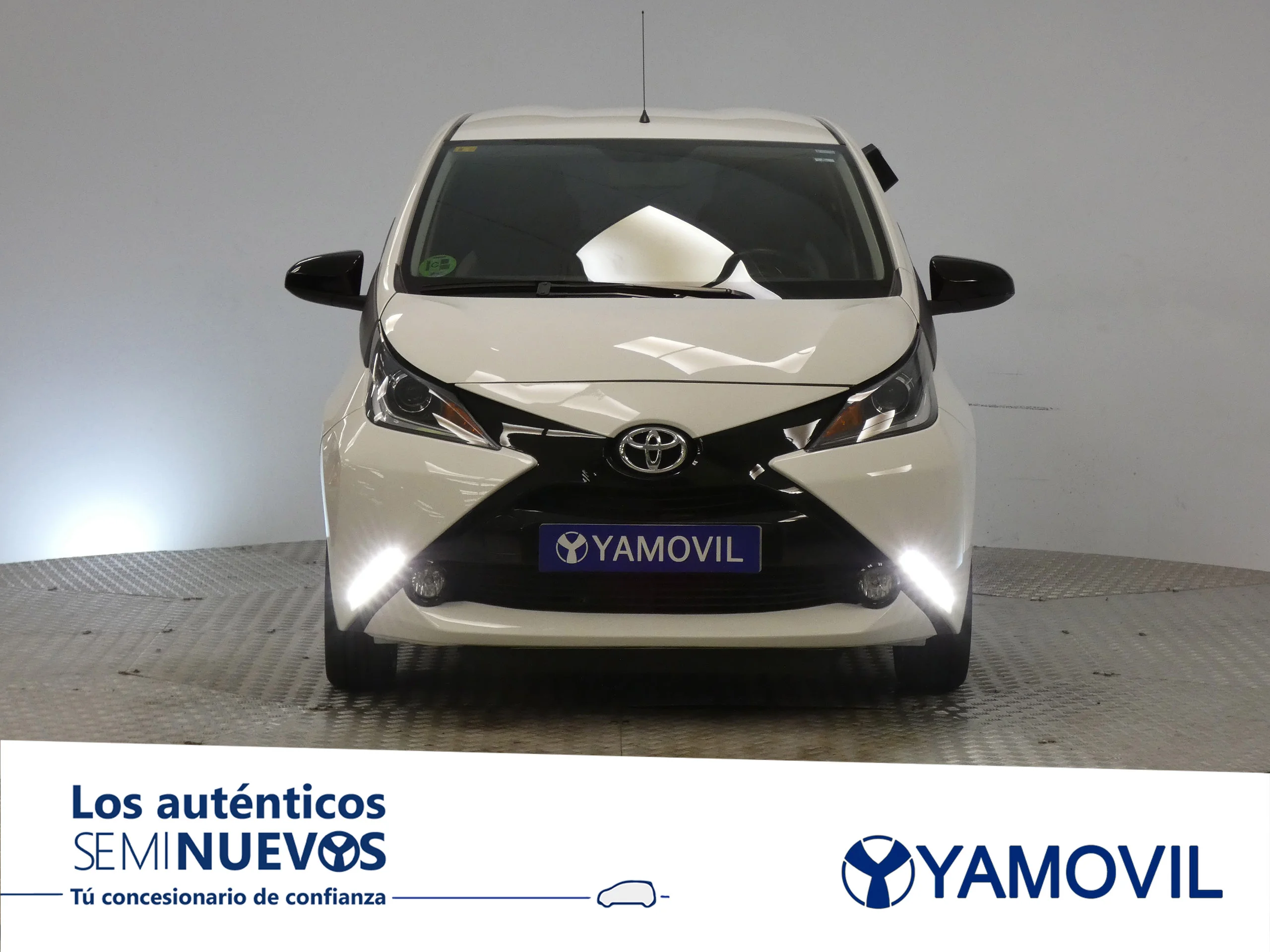 Toyota Aygo 1.0 X-PLAY Aut - Foto 3
