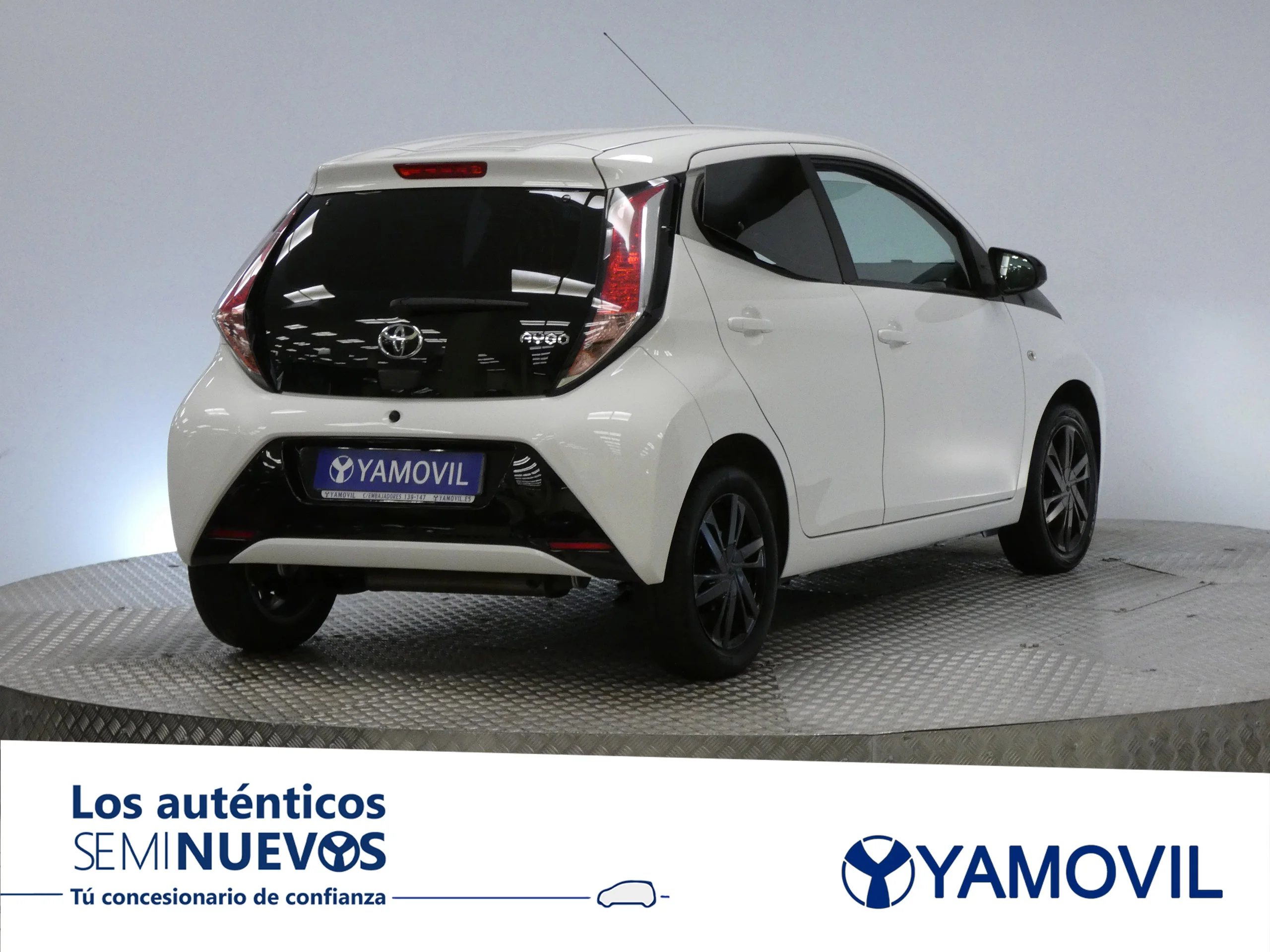 Toyota Aygo 1.0 X-PLAY Aut - Foto 6