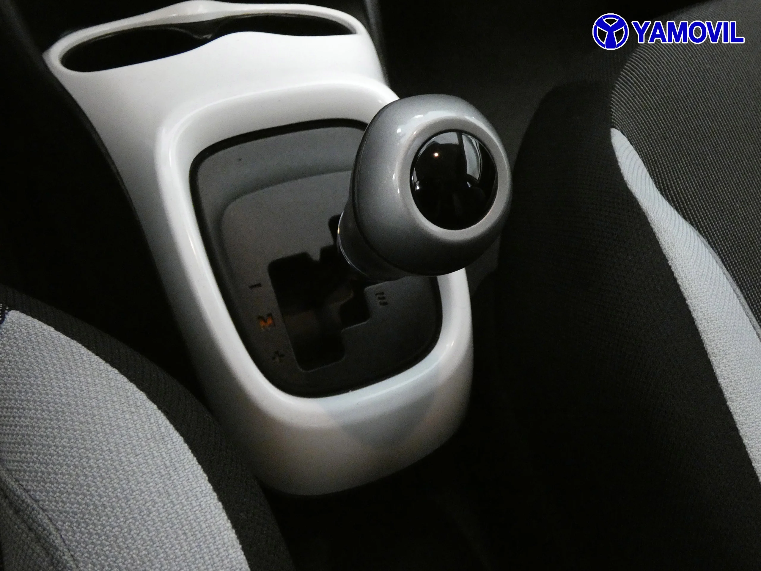 Toyota Aygo 1.0 X-PLAY Aut - Foto 32