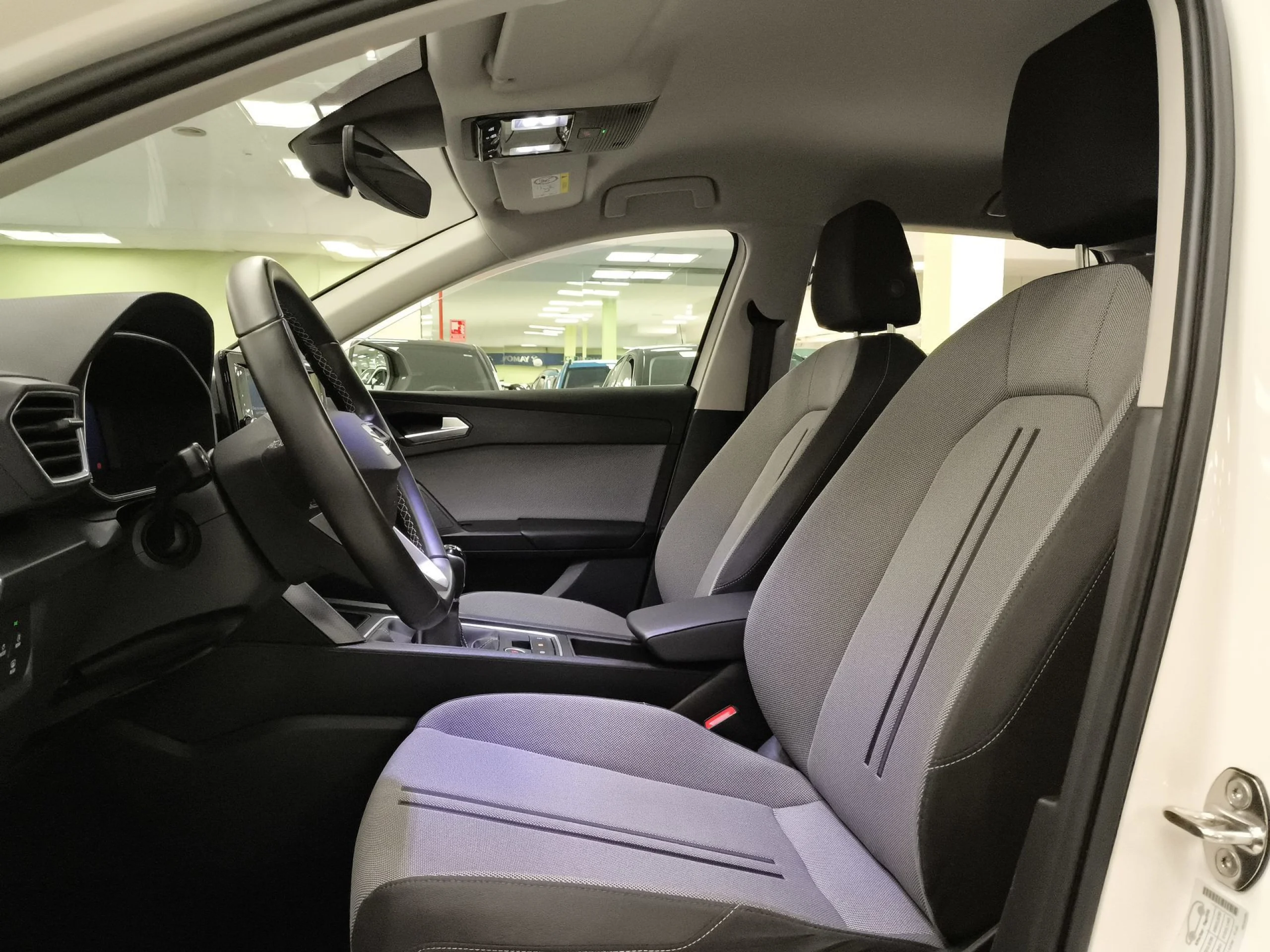 Seat León 1.0 TSI SANDS Style XS 81 kW (110 CV) - Foto 8