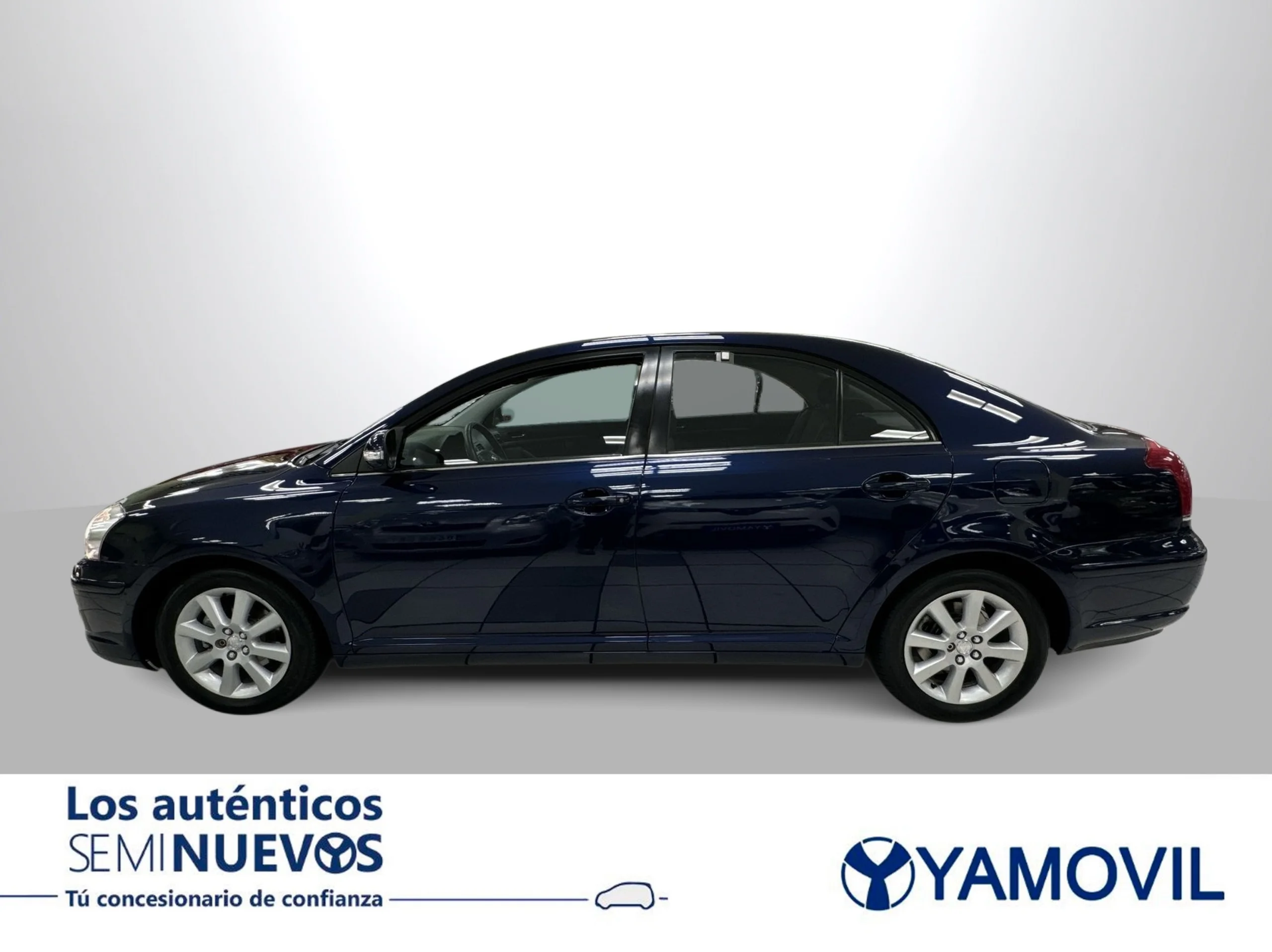 Toyota Avensis 1.8 VVT-I Sol 95 kW (129 CV) - Foto 4
