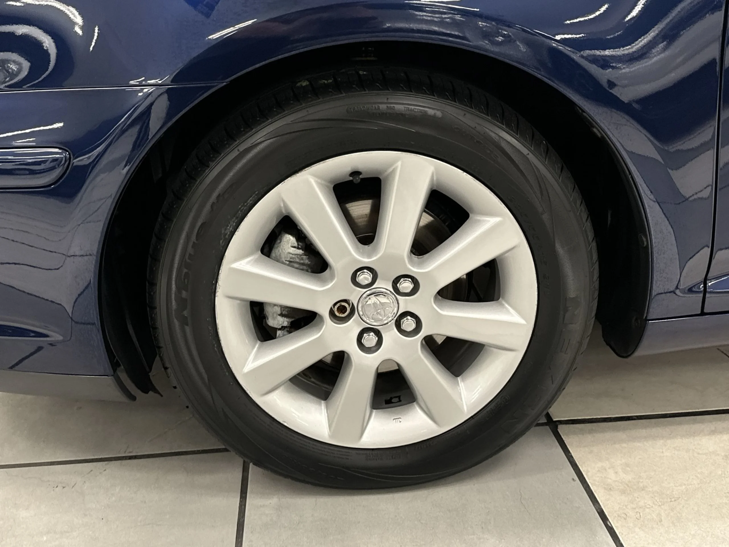 Toyota Avensis 1.8 VVT-I Sol 95 kW (129 CV) - Foto 7