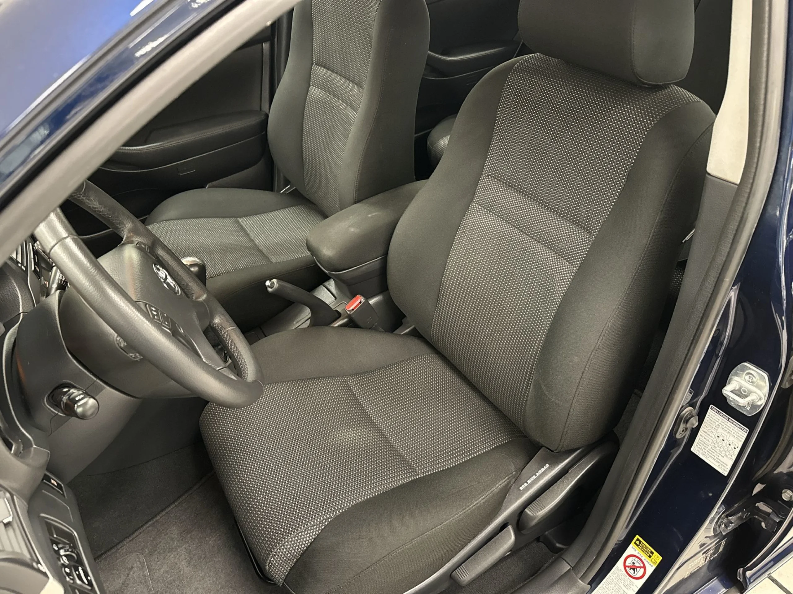 Toyota Avensis 1.8 VVT-I Sol 95 kW (129 CV) - Foto 8