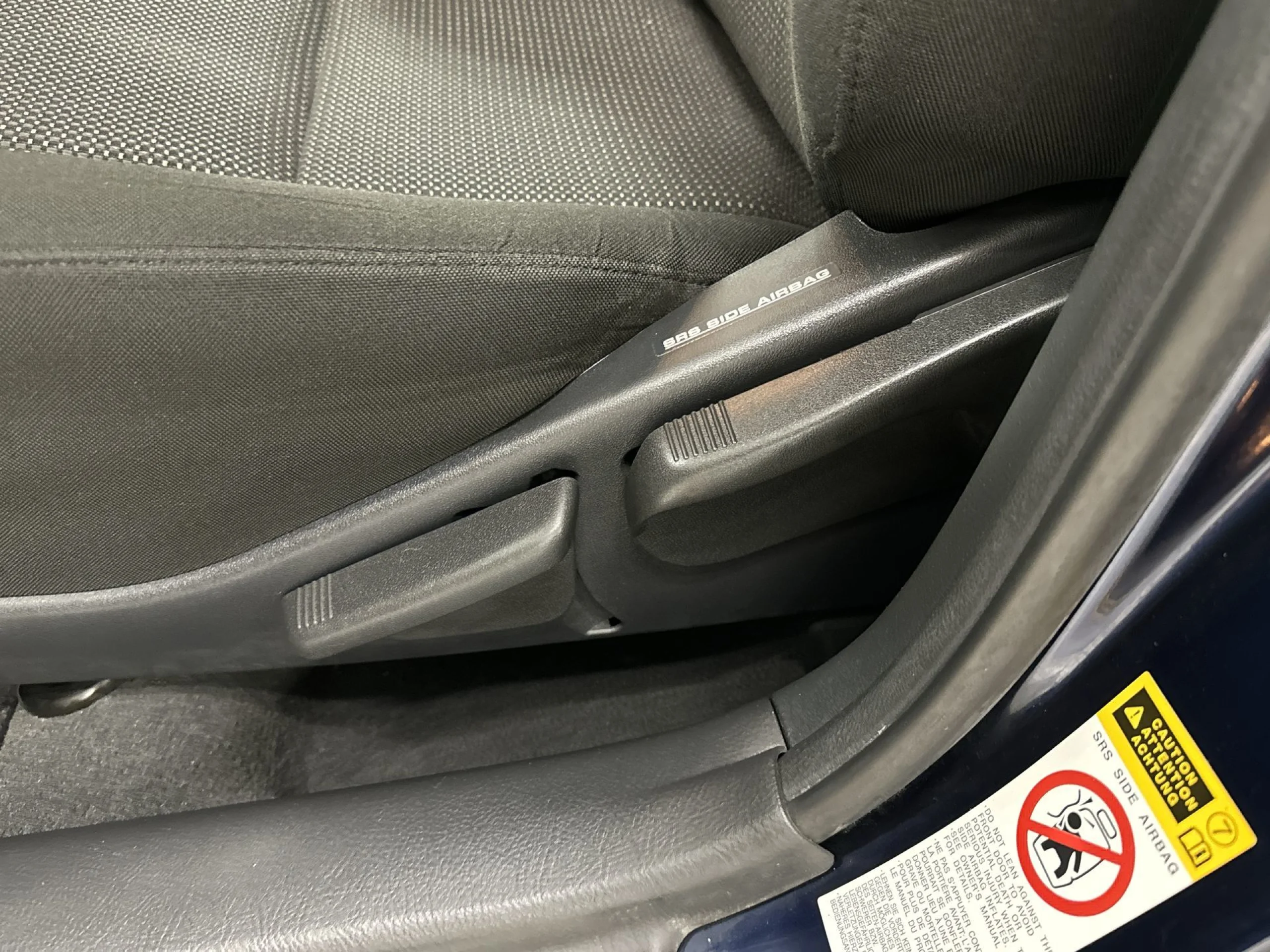 Toyota Avensis 1.8 VVT-I Sol 95 kW (129 CV) - Foto 9