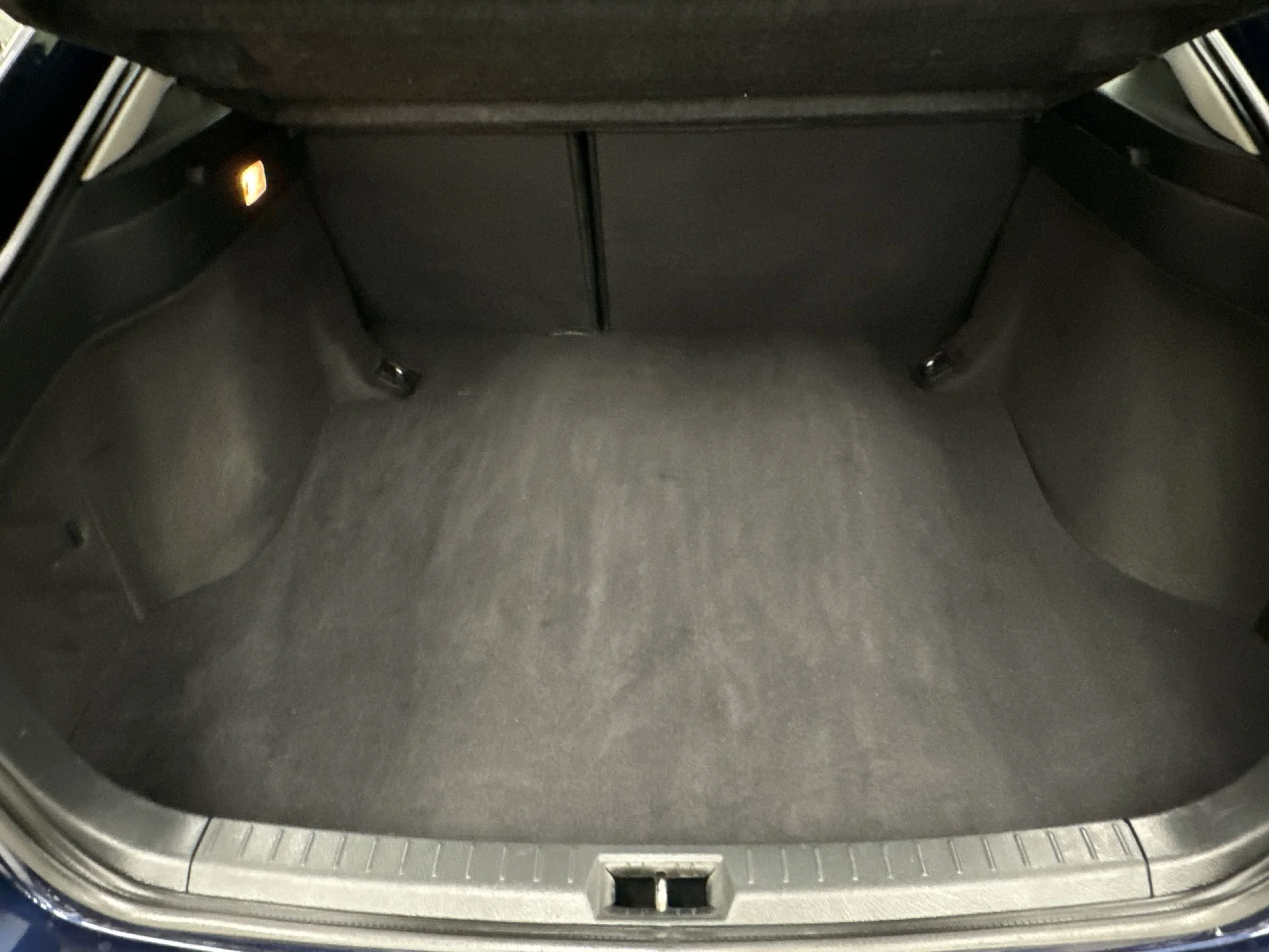 Toyota Avensis 1.8 VVT-I Sol 95 kW (129 CV) - Foto 18