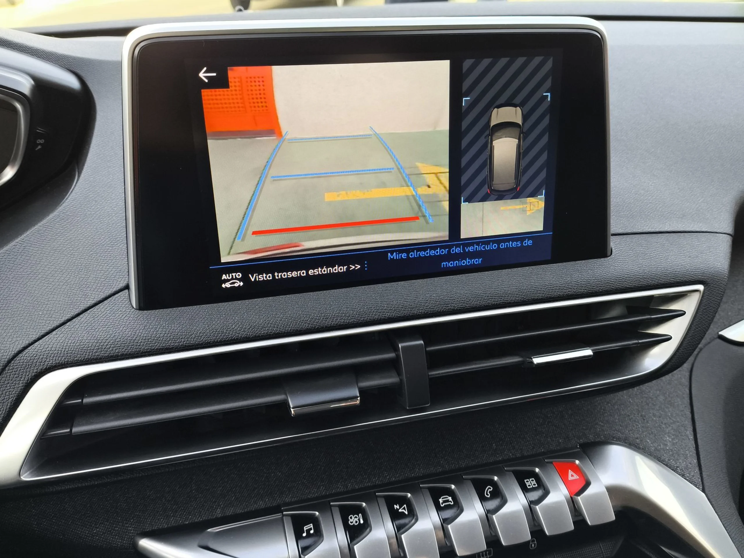 Peugeot 3008 PureTech 130 SANDS Allure 96 kW (130 CV) - Foto 14