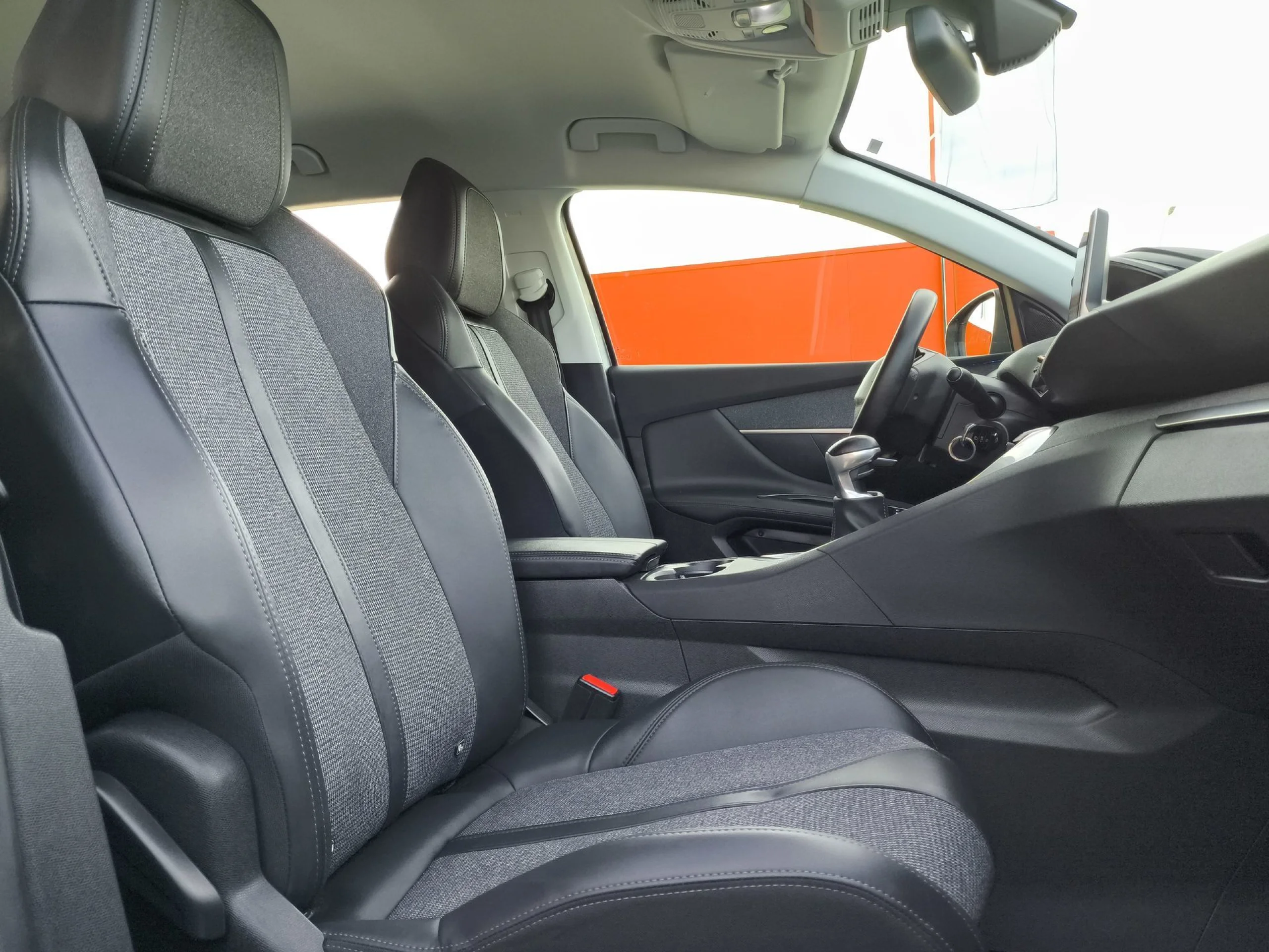 Peugeot 3008 PureTech 130 SANDS Allure 96 kW (130 CV) - Foto 21