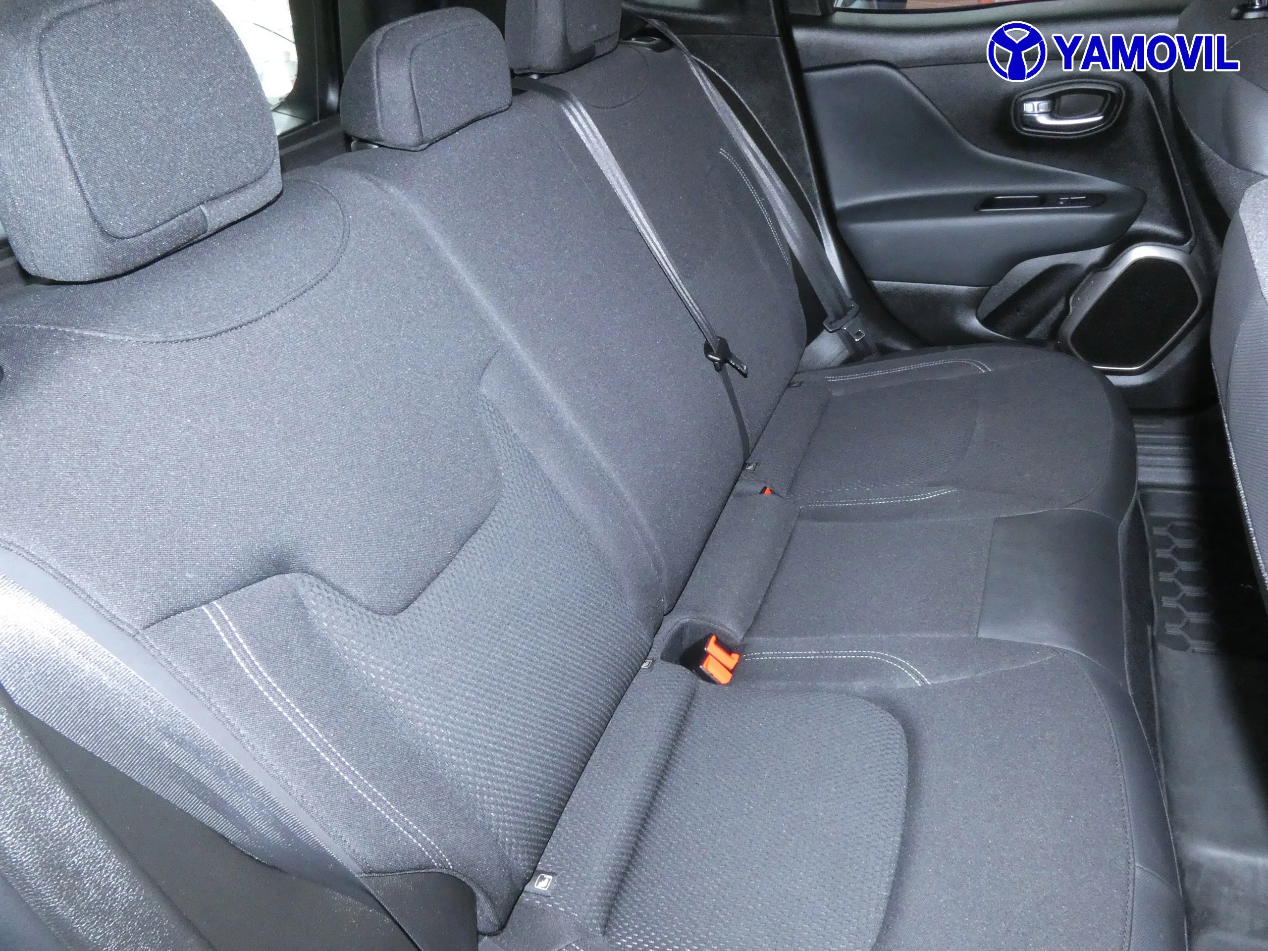 Jeep Renegade 1.4 MULTIAIR LIMITED 5P - Foto 21