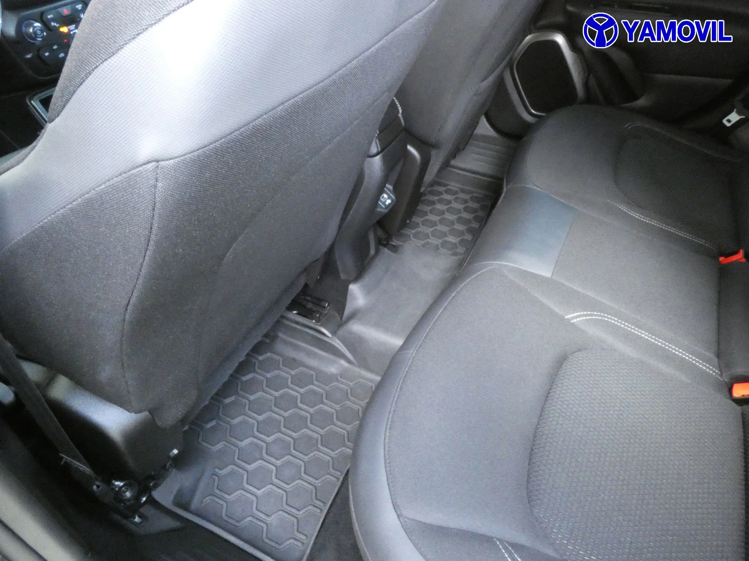 Jeep Renegade 1.4 MULTIAIR LIMITED 5P - Foto 18