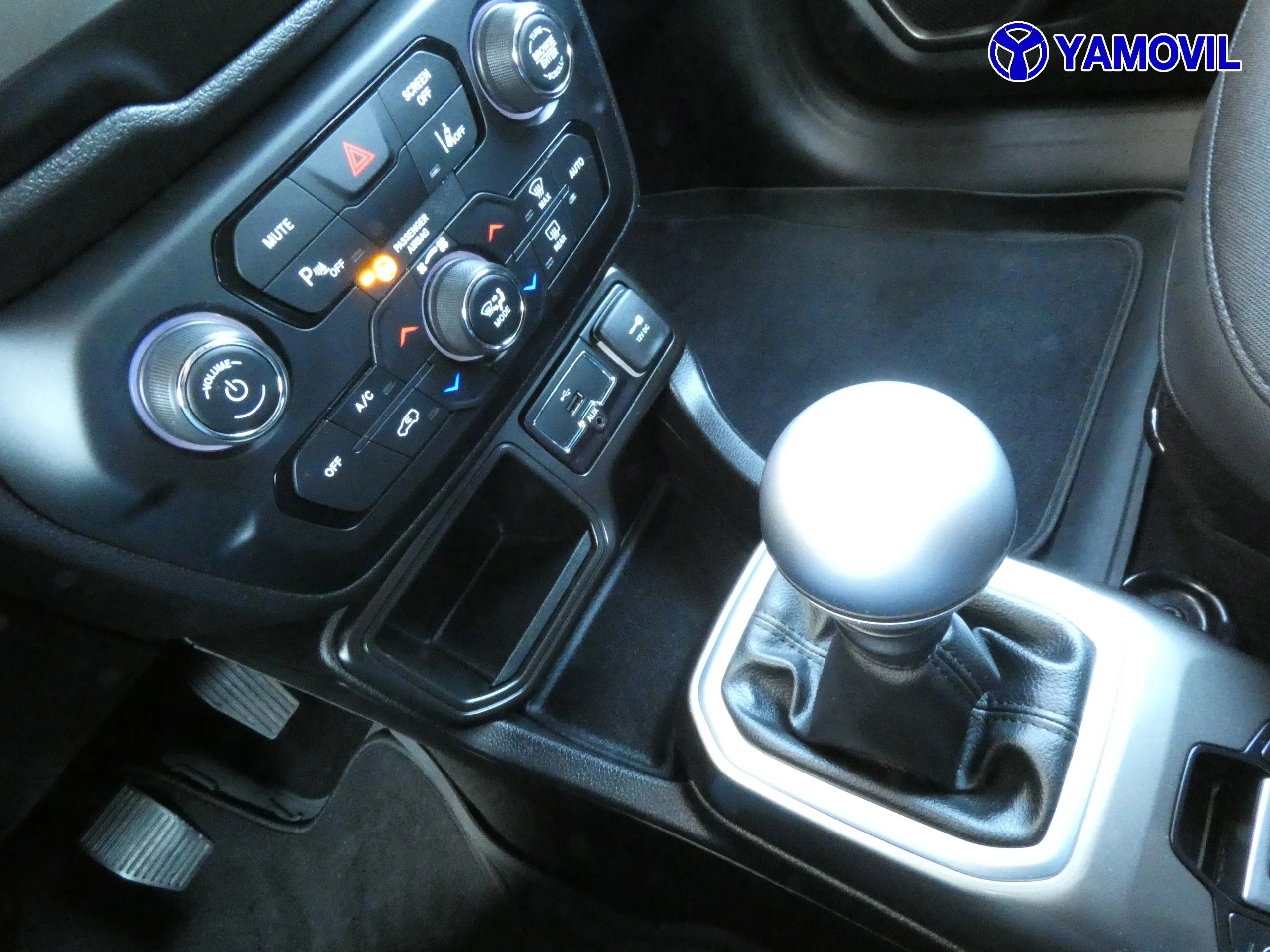 Jeep Renegade 1.4 MULTIAIR LIMITED 5P - Foto 33