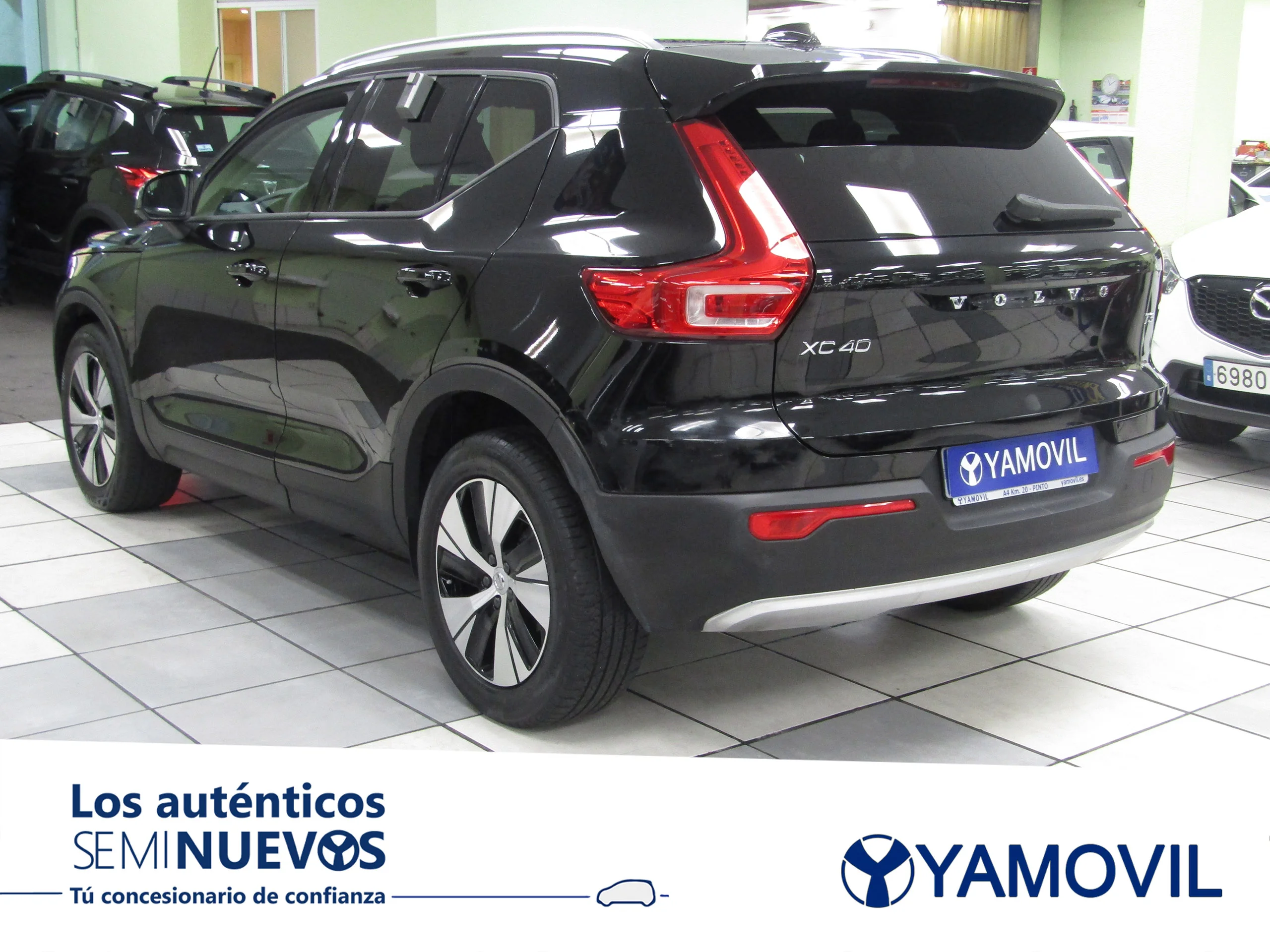 Volvo XC 40 1.5 T3 MOMENTUM PRO 5P - Foto 4