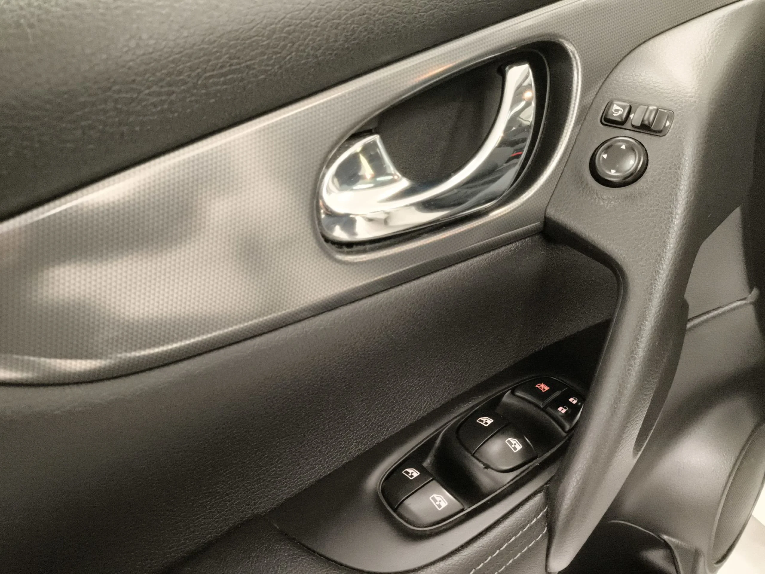 Nissan Qashqai DIG-T 140 N-Connecta 103 kW (140 CV) - Foto 10